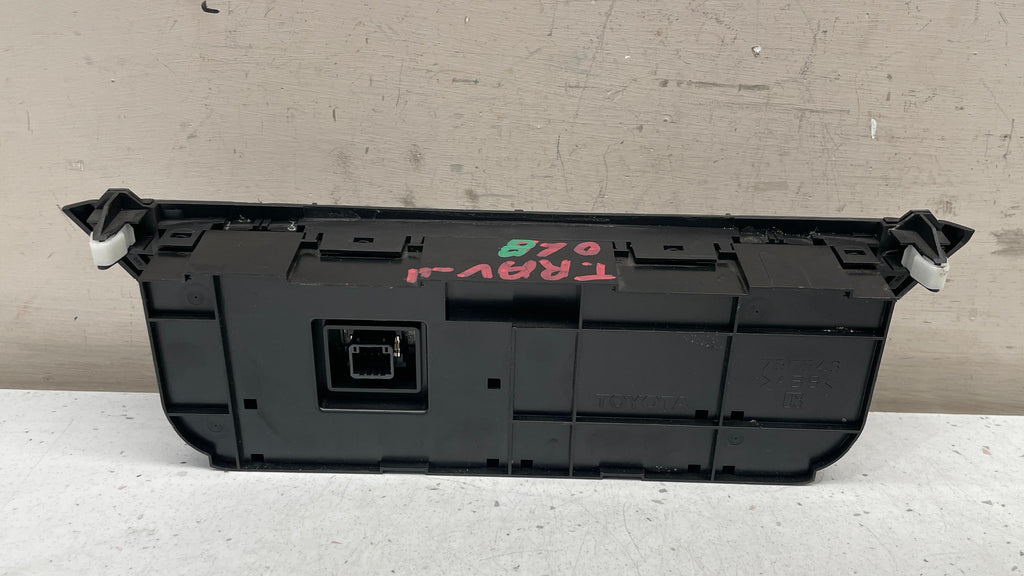 55900-42440  TOYOTA RAV4 AC  CLIMATE CONTROL PANEL SWITCH