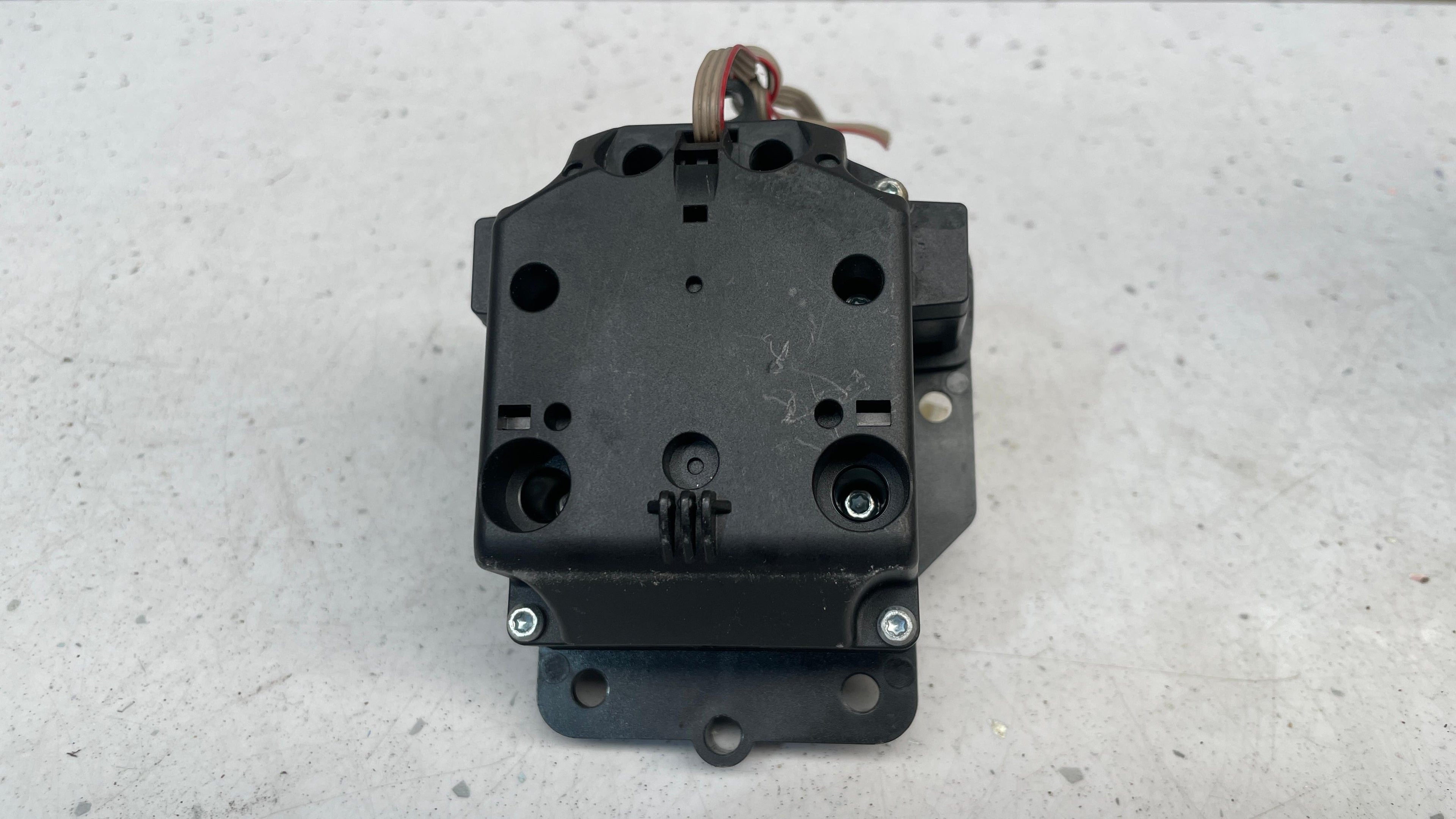 A2048700579 MERCEDES W204 COMAND NAVI CONTROLLER