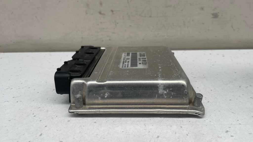 8E0909518M AUDI A4 ENGINE CONTROL UNIT ECU