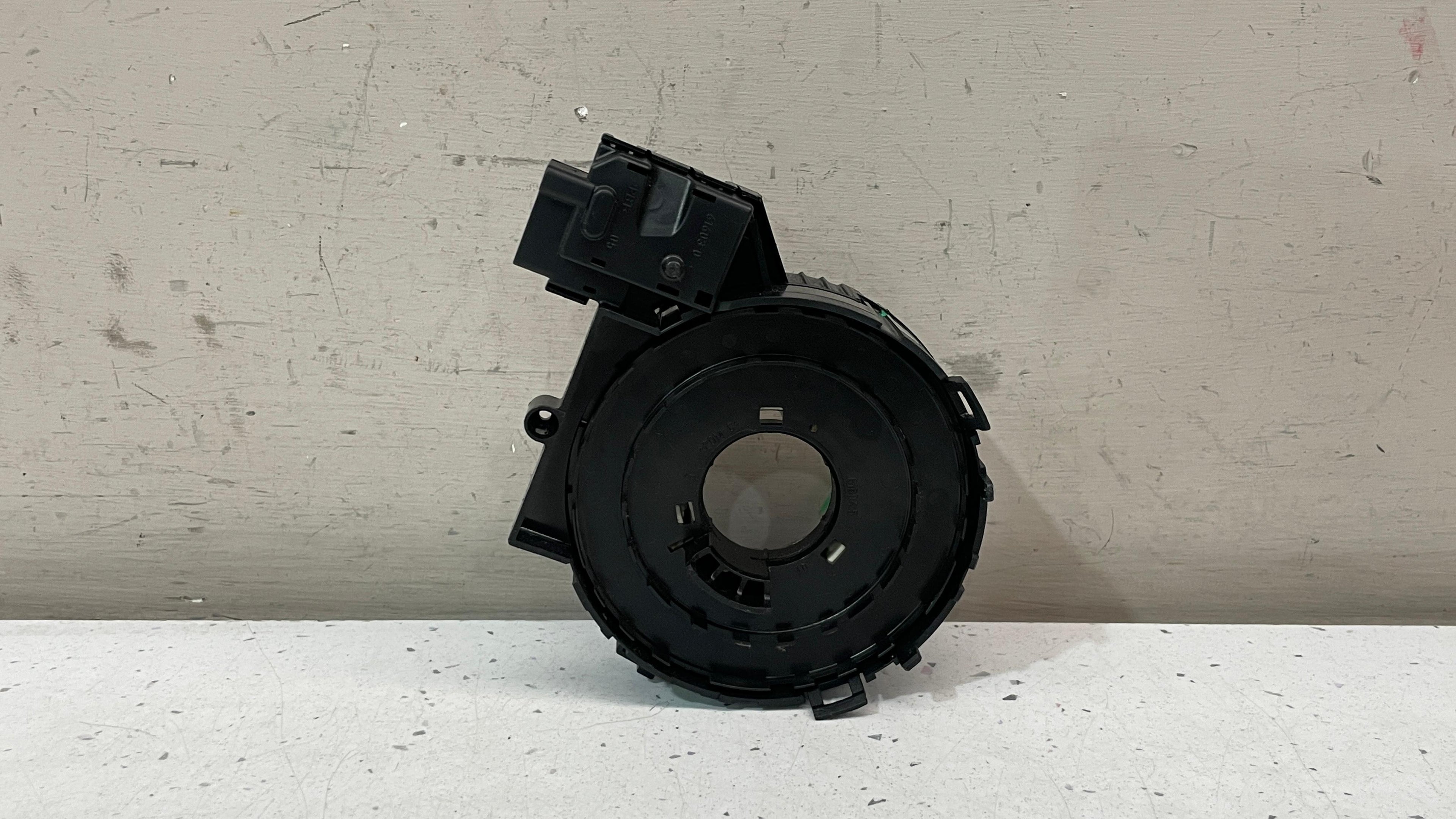1K0959653C VOLKSWAGEN GOLF MK5 STEERING COLUMN SLIP RING