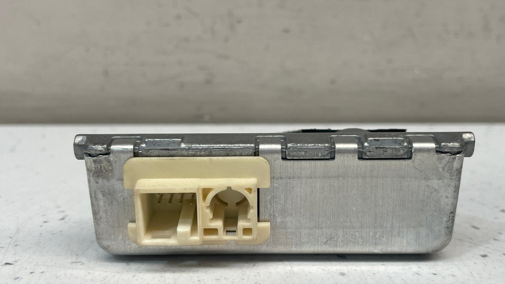 A0009058000 MERCEDES W212 FRONT WINDSCREEN CAMERA MODULE UNIT