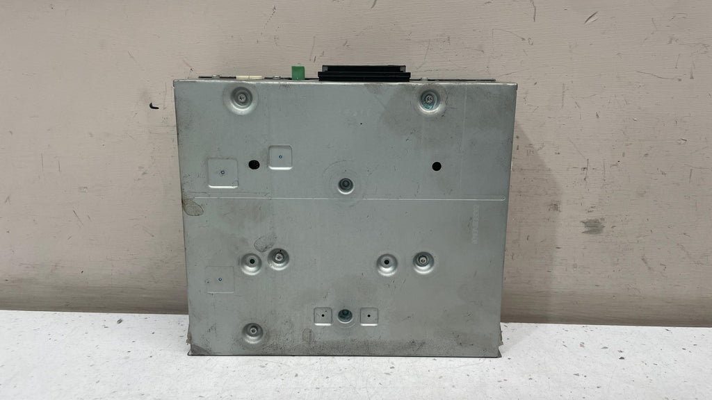 4G0035082E AUDI Q7 TRUNK MOUNT RADIO RECEIVER