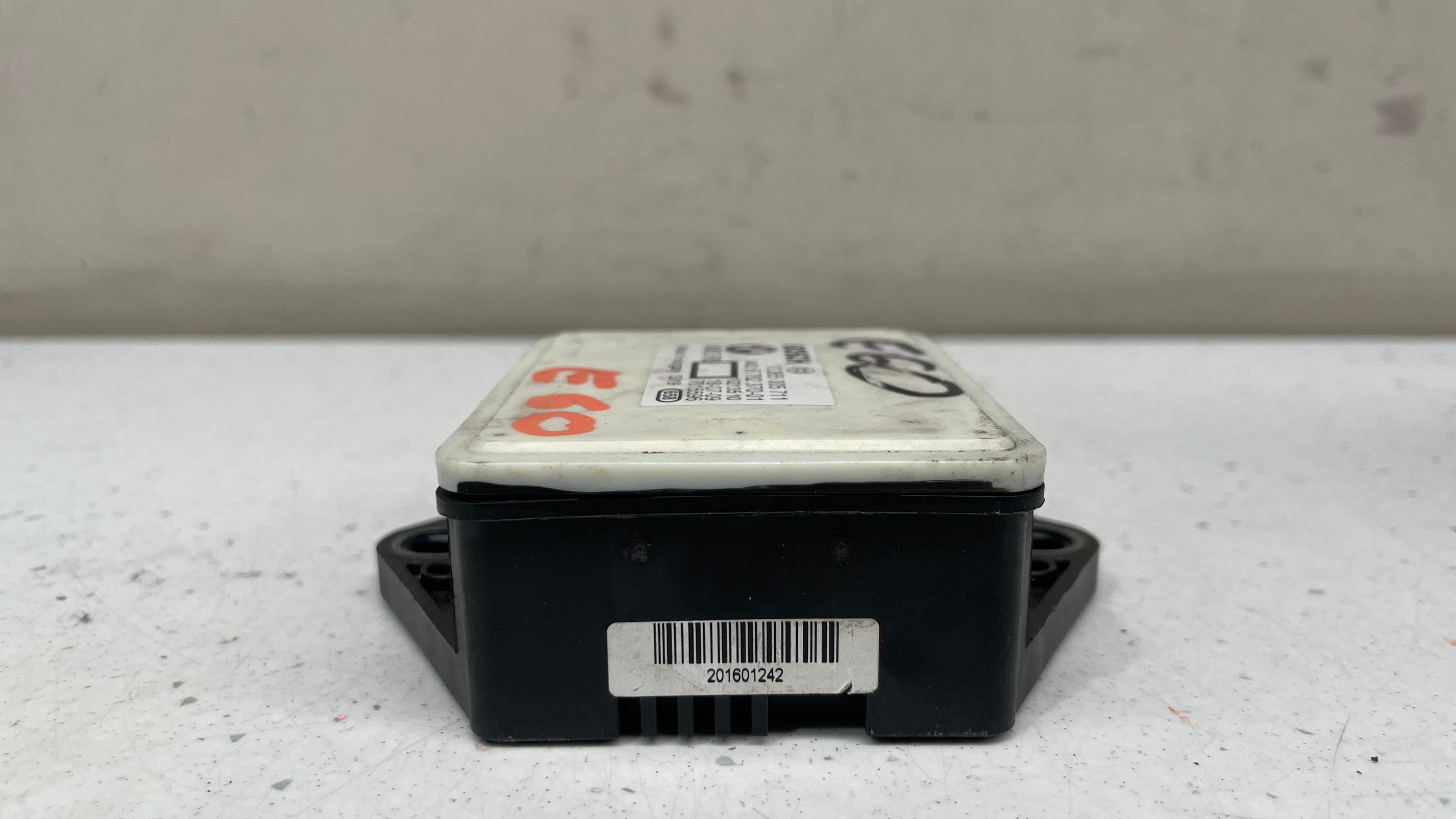6782370-01 BMW E60 YAW RATE SENSOR