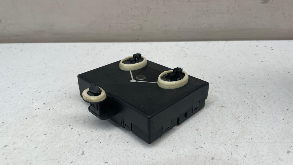 4G8959792J AUDI A7 FRONT RIGHT DOOR WINDOW CONTROL