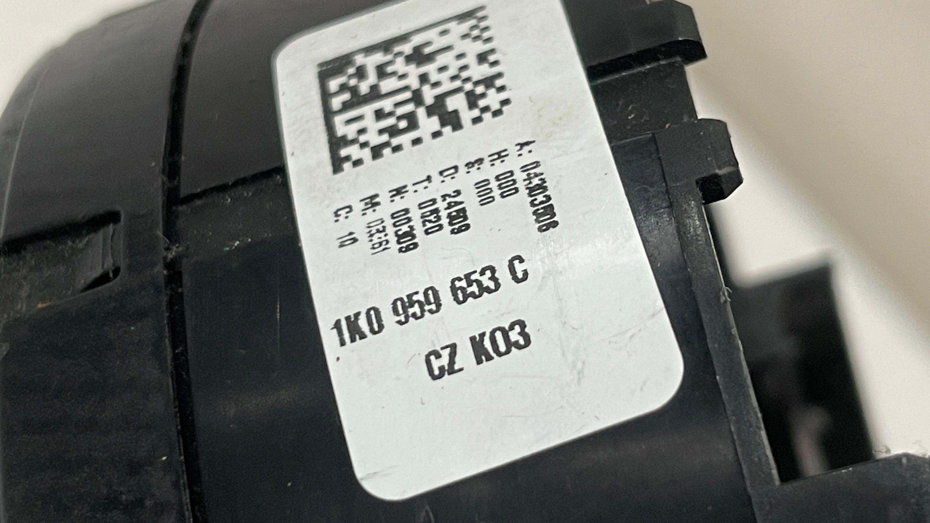 1K0959653C VOLKSWAGEN GOLF MK5 STEERING COLUMN SLIP RING