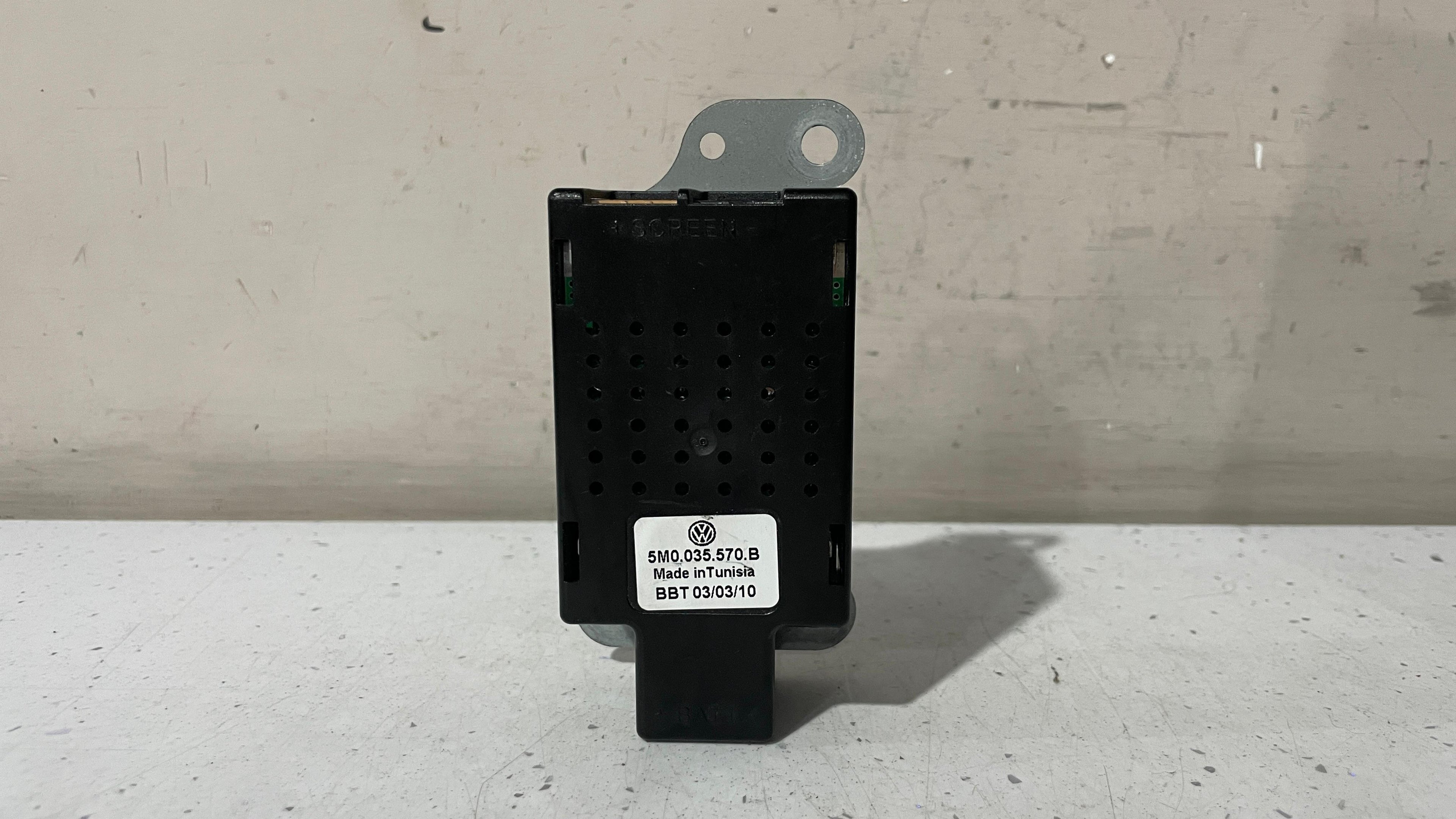 5M0035570B VOLKSWAGEN GOLF VI RADIO STATIC FILTER