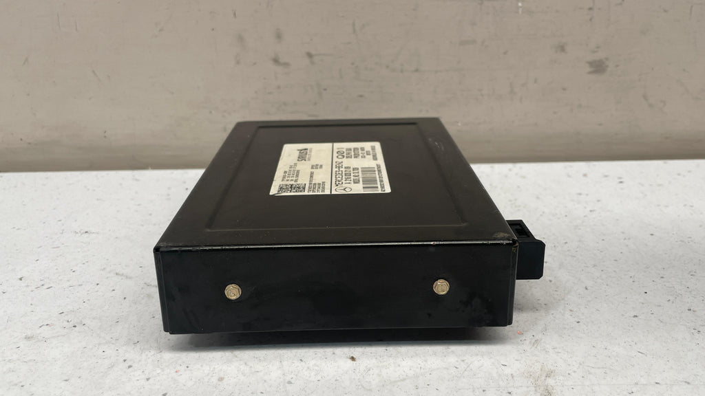 A2168202189 MERCEDES W204 SIRIUS SATELLITE RADIO RECEIVER