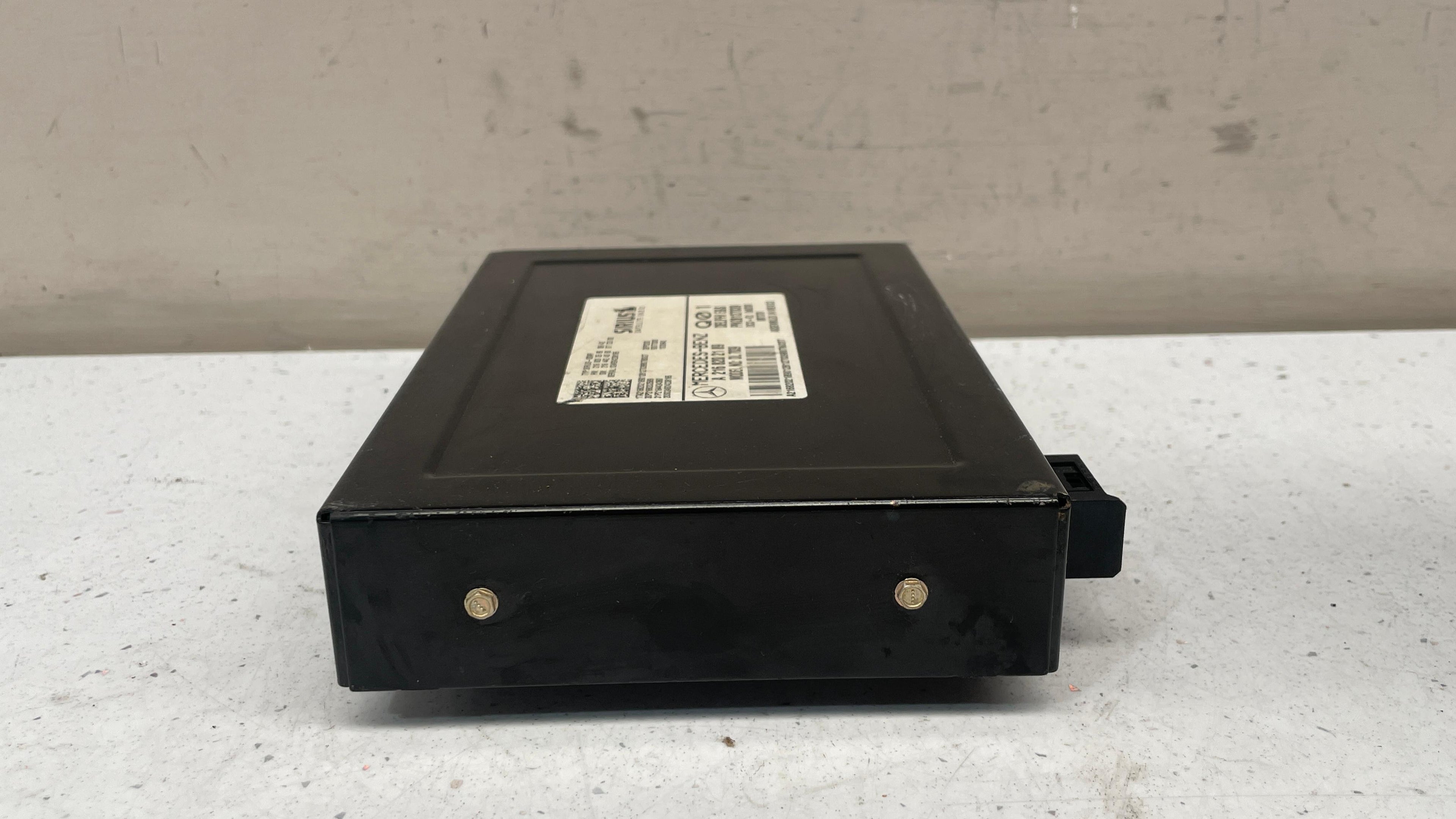A2168202189 MERCEDES W204 SIRIUS SATELLITE RADIO RECEIVER