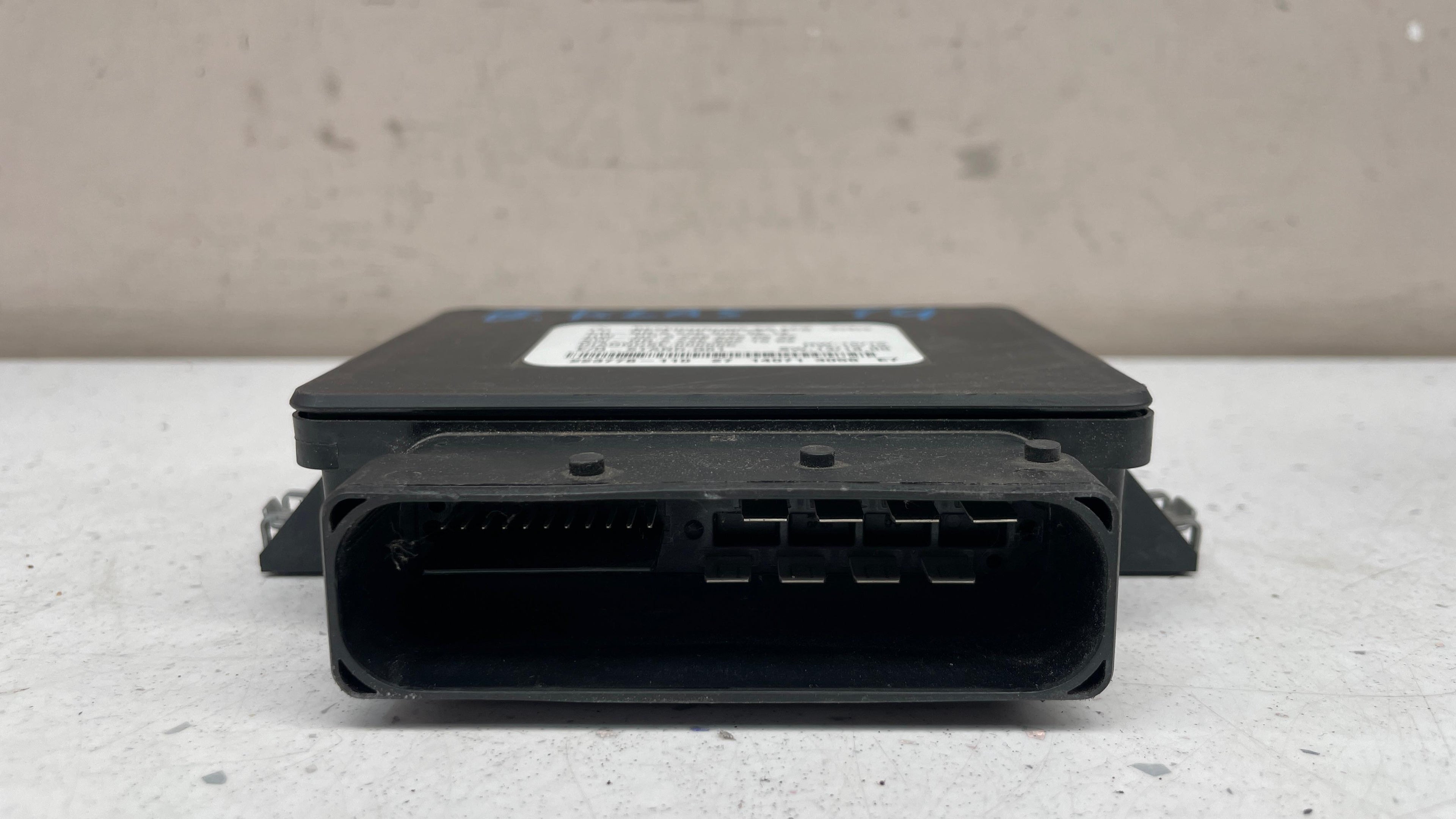 A2469004512 MERCEDES W246 ELECTRONIC PARK CONTROL MODULE