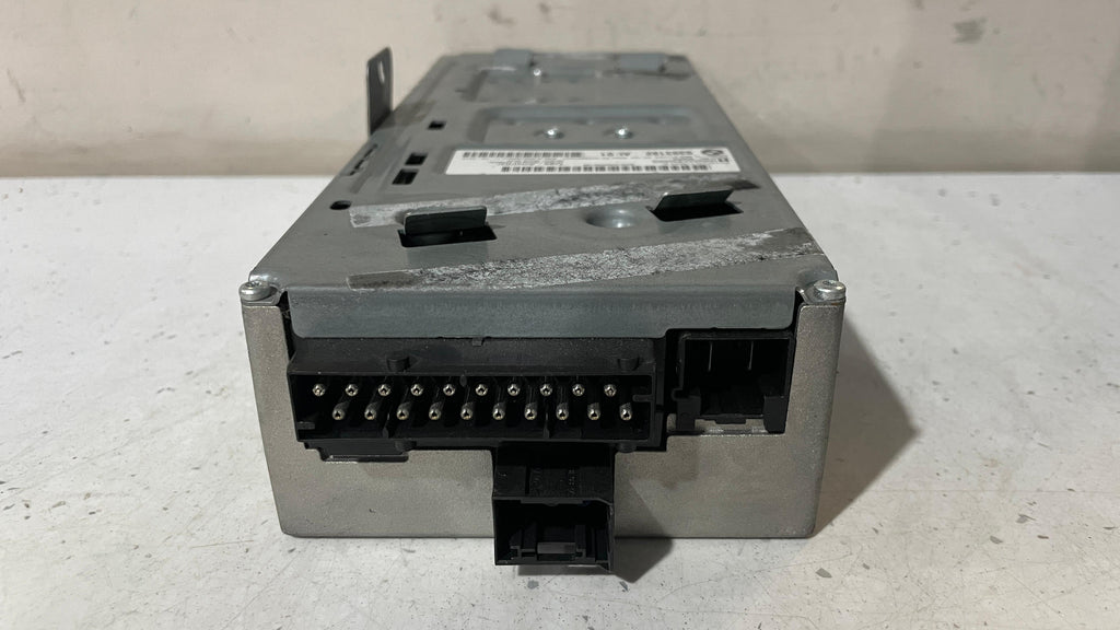 9393182  BMW HARMAN / BECKER AMPLIFIER