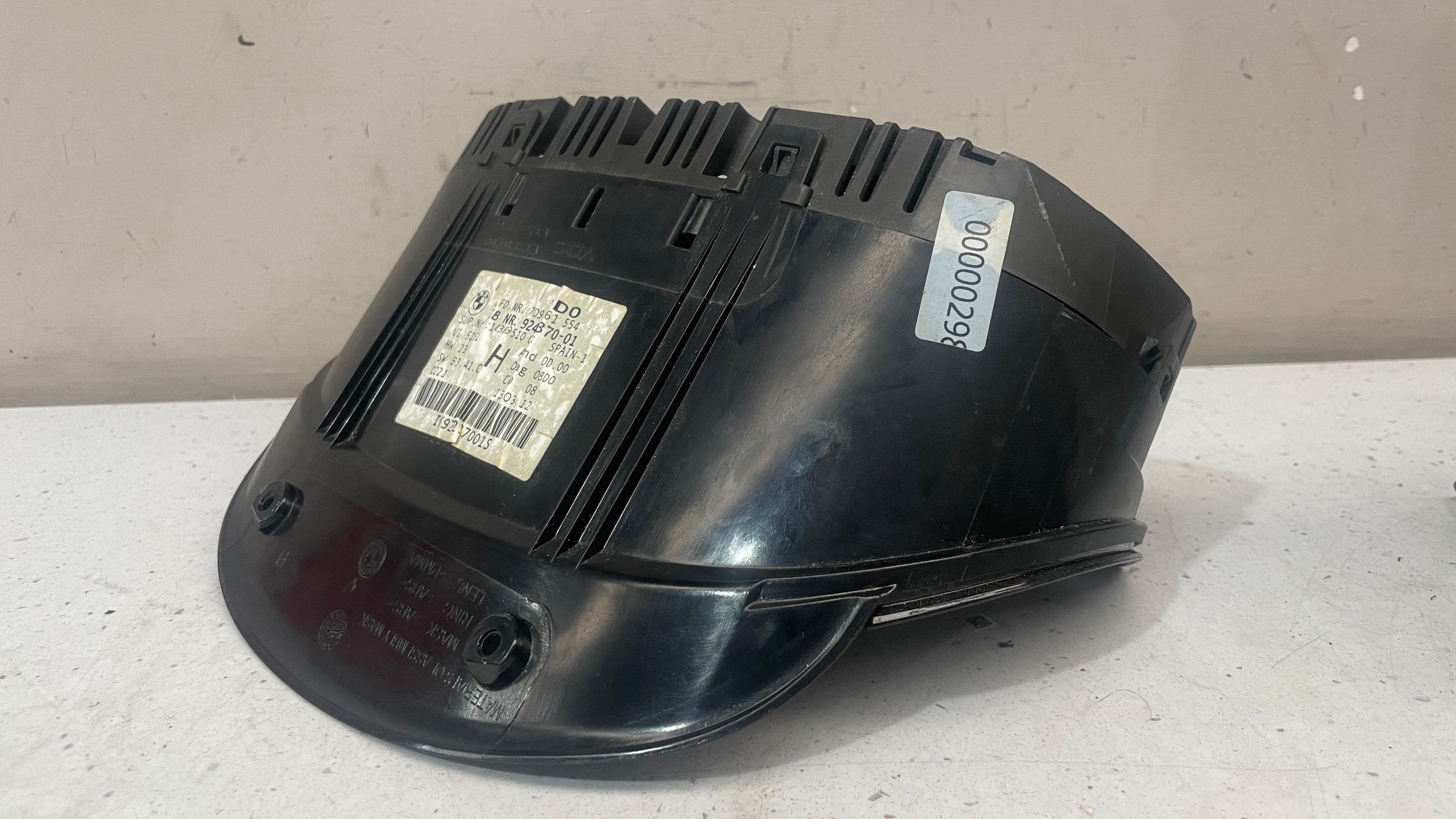 9242370-01 BMW SERIA 3 INSTRUMENT CLUSTER PANEL