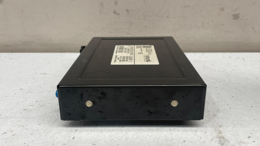 A2168202189 MERCEDES W204 SIRIUS SATELLITE RADIO RECEIVER