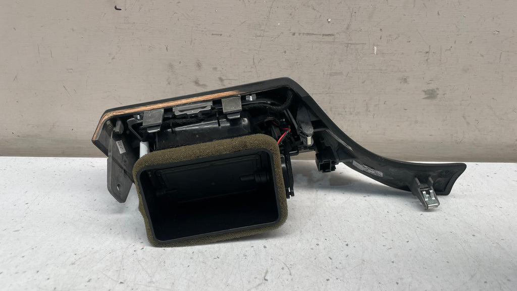A2188301054 MERCEDES W218 CENTER CONSOLE AIR VENT
