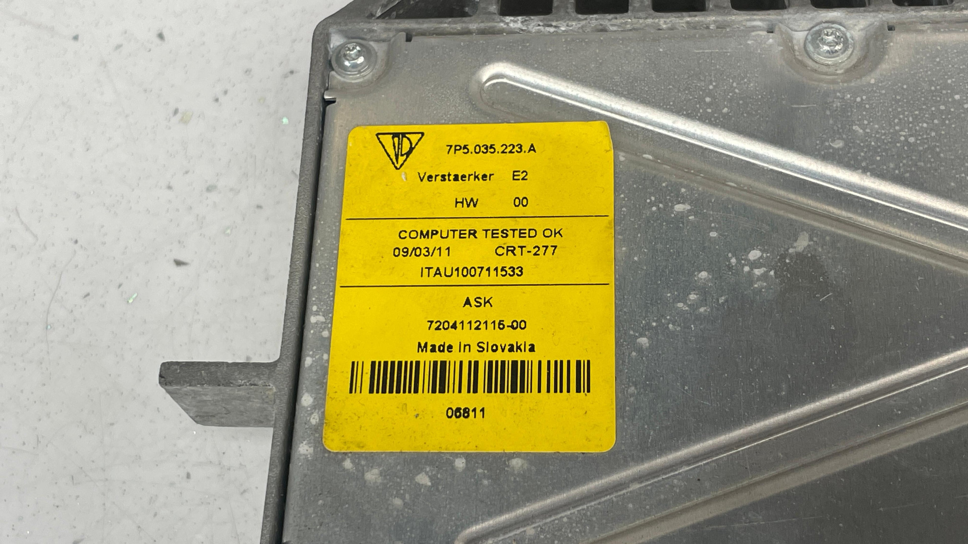 7P5035223A PORSCHE CAYENNE AMPLIFIER SOUND SYSTEM