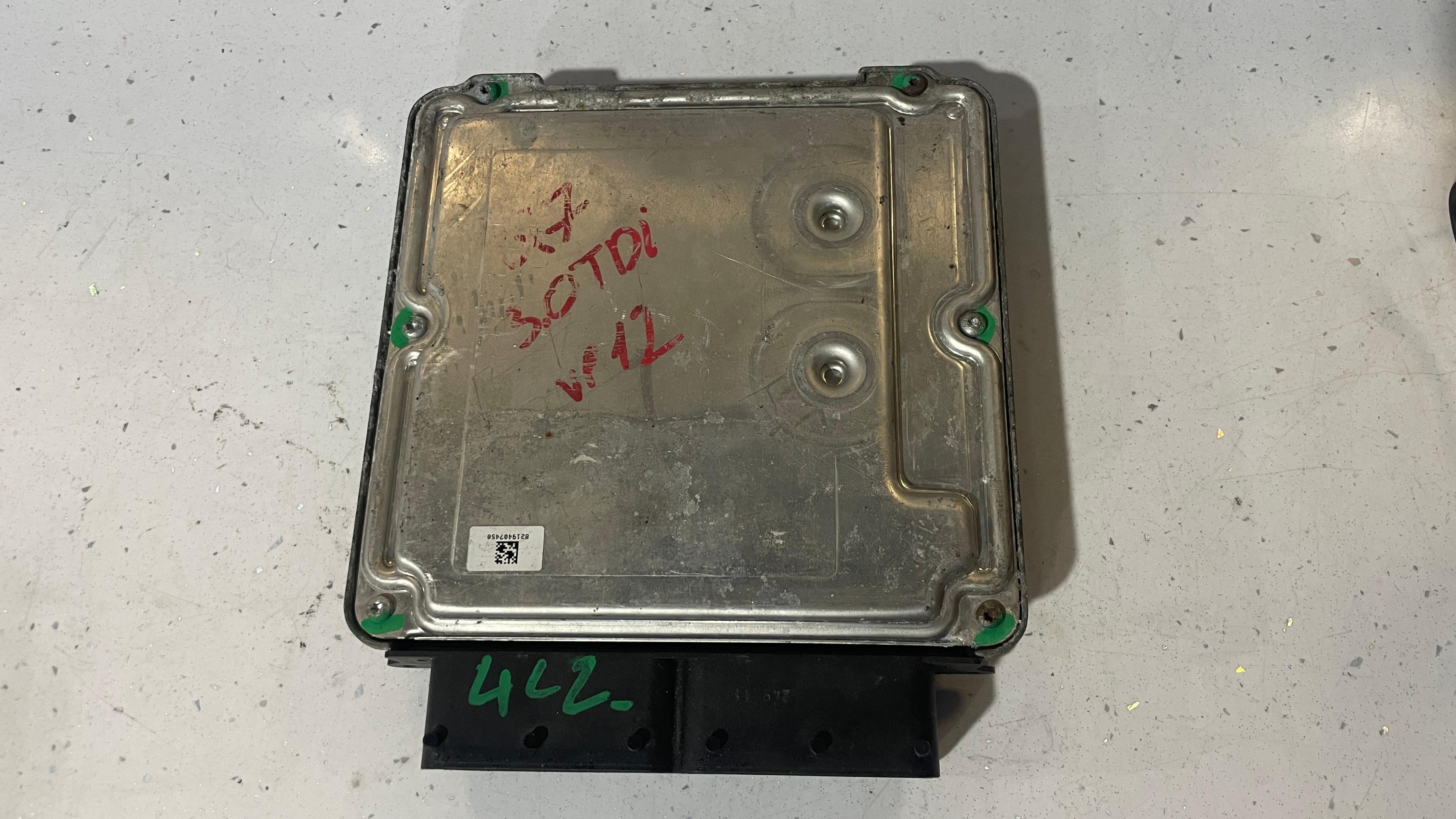4L2910401B AUDI Q7 ENGINE CONTROL UNIT ECU
