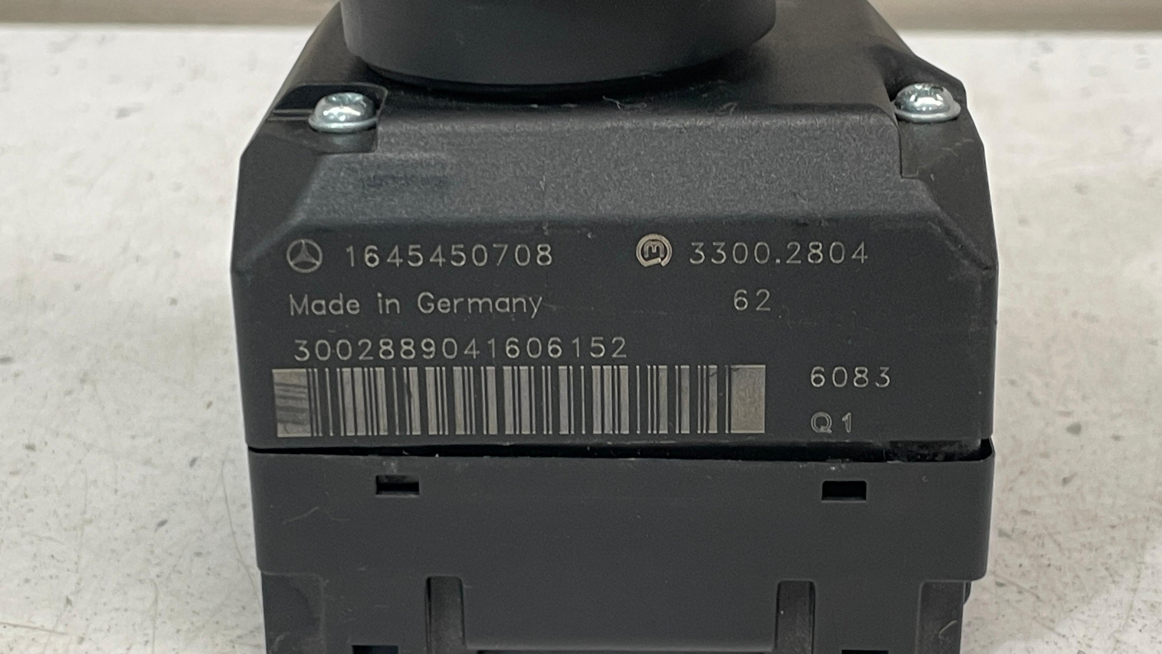 1645450708 MERCEDES X164 IGNITION KEY SWITCH MODULE