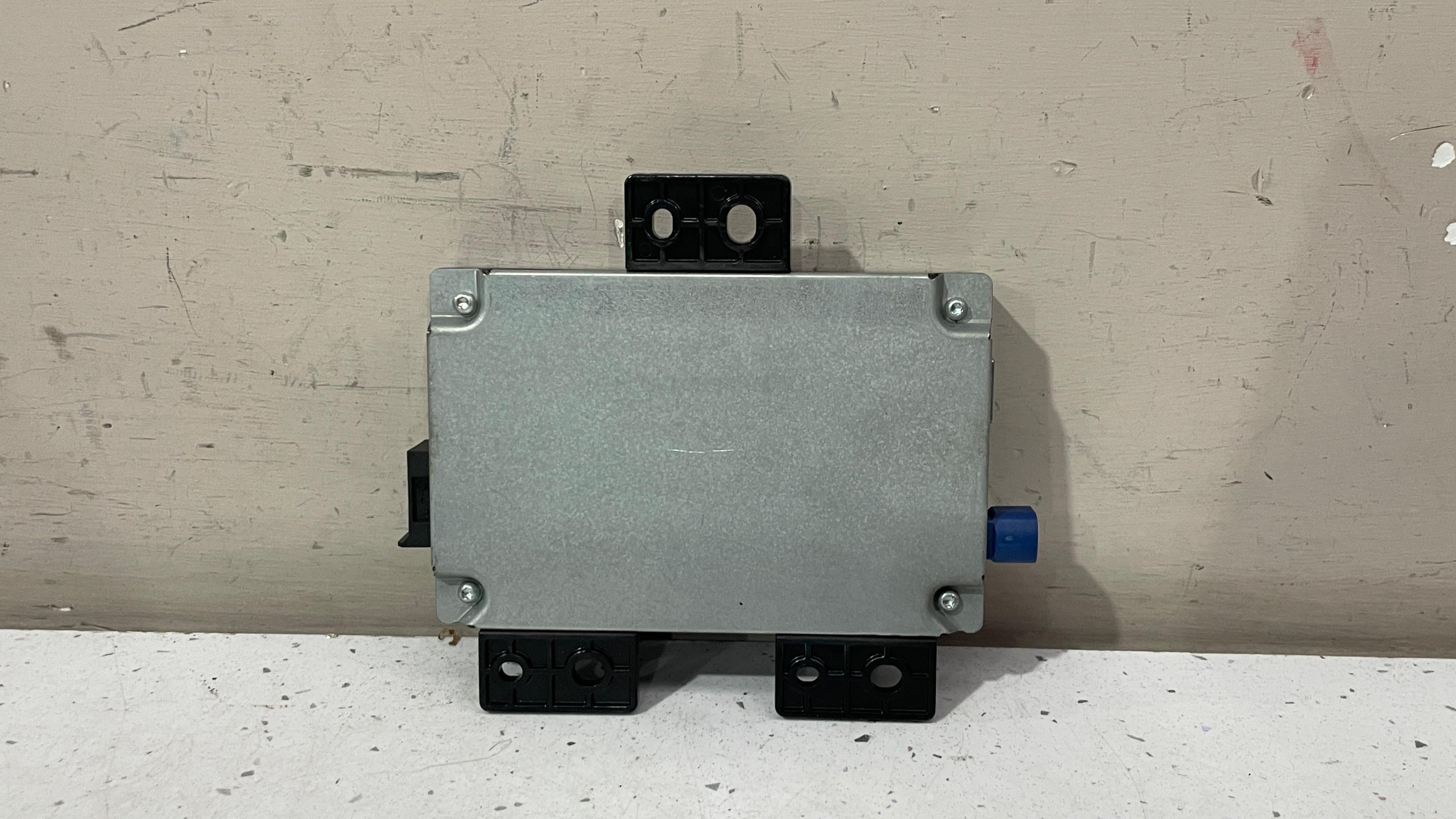 A1729002809 MERCEDES CLA INTERFACE COMMUNICATION MODULE