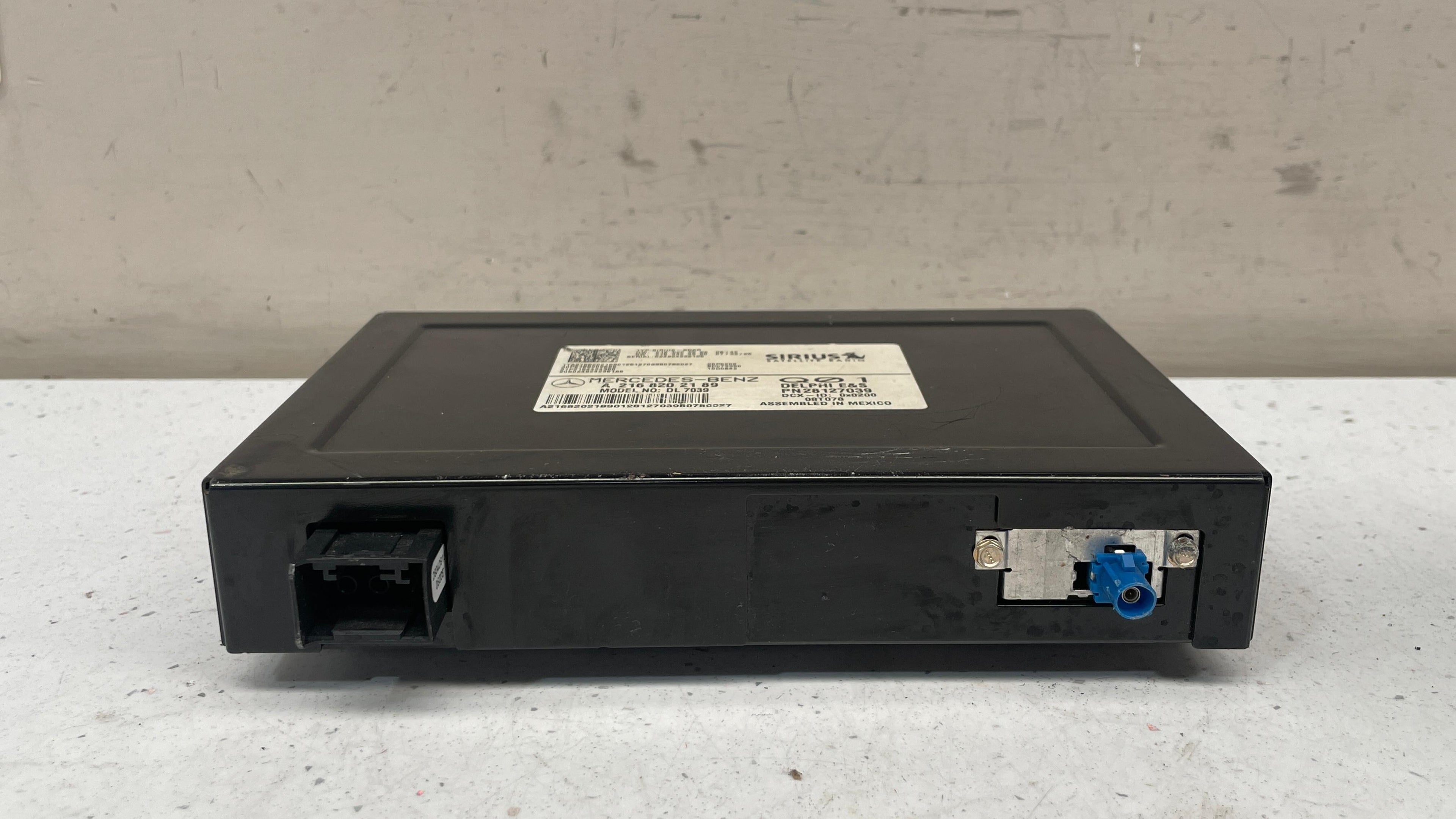 A2168202189 MERCEDES W204 SIRIUS SATELLITE RADIO RECEIVER