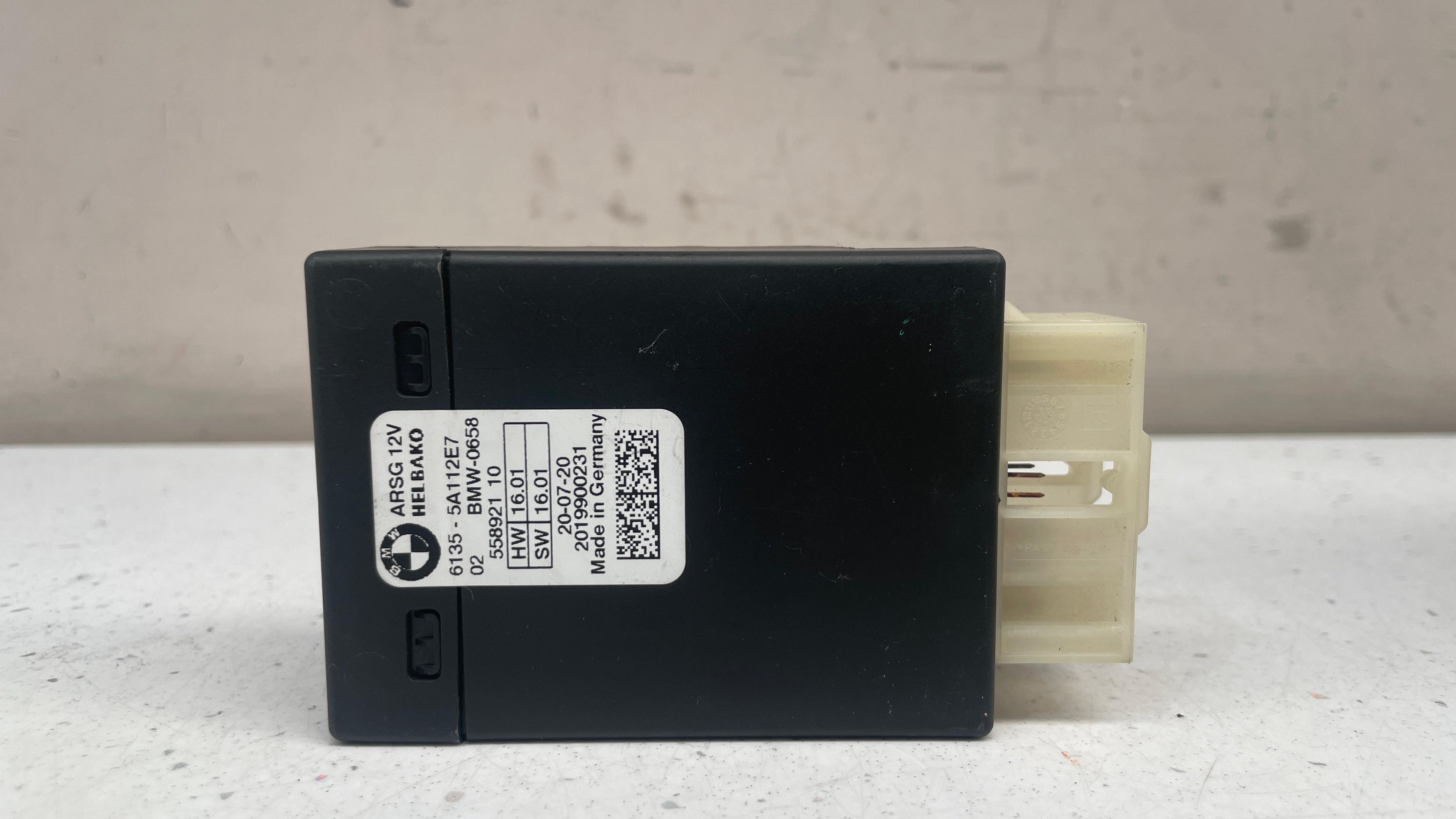 6135-5A112E7 BMW X5 CONTROL UNIT MODULE