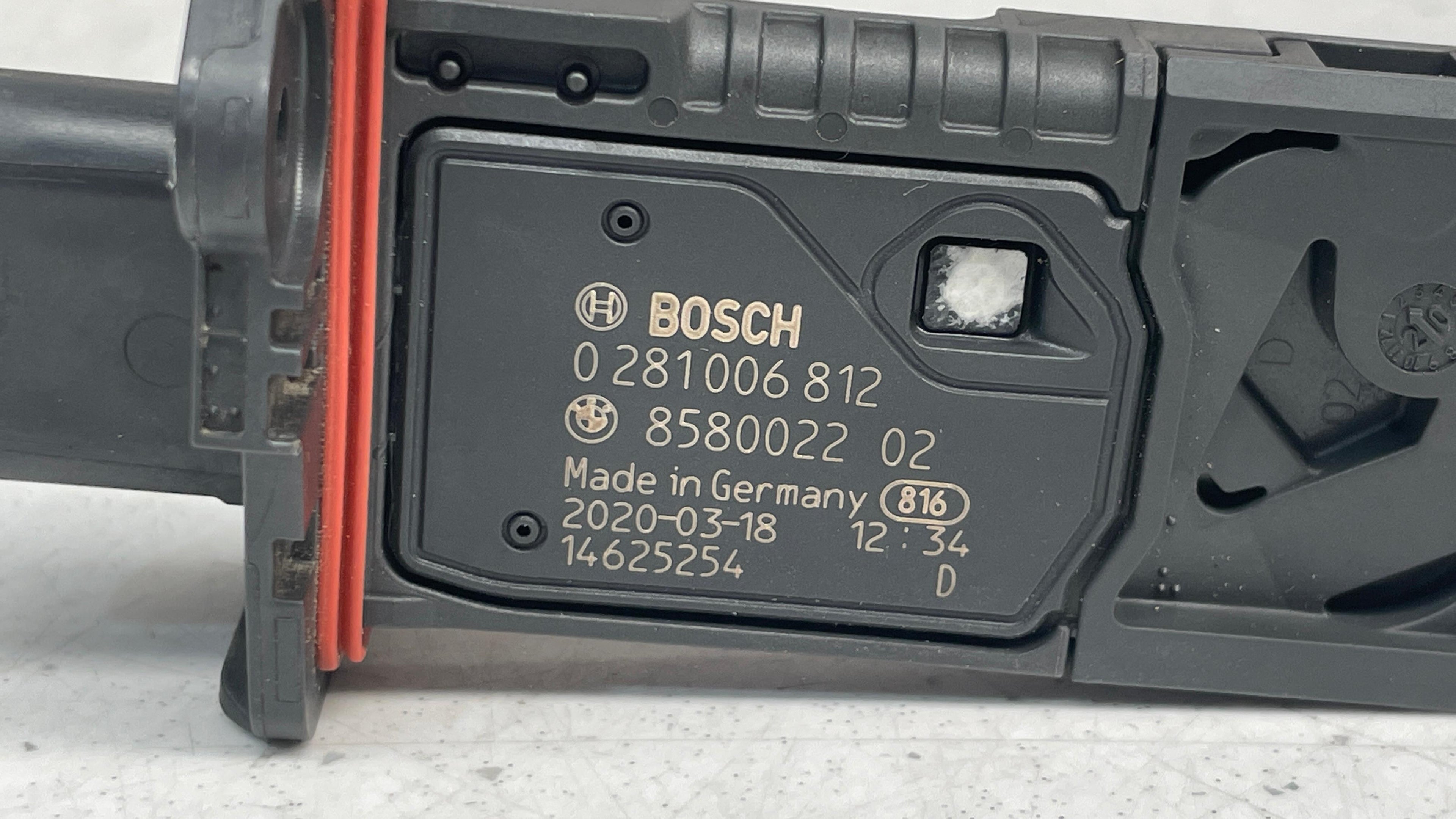 858002202  BMW SERIES 1  HOT  FILM  MASS AIR FLOW SENSOR