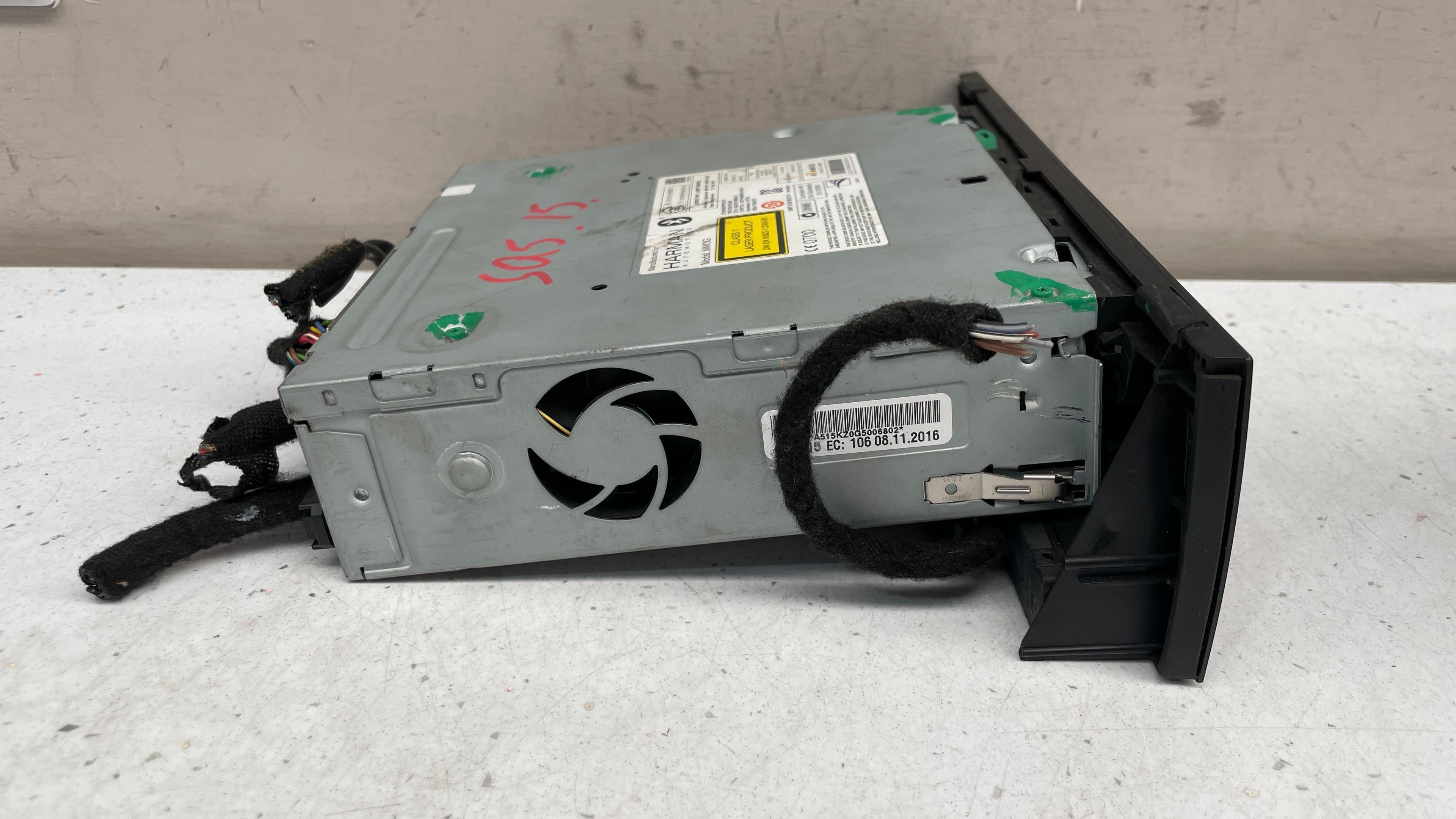 8R2035666L AUDI SQ5 RADIO HEAD UNIT CONTROL