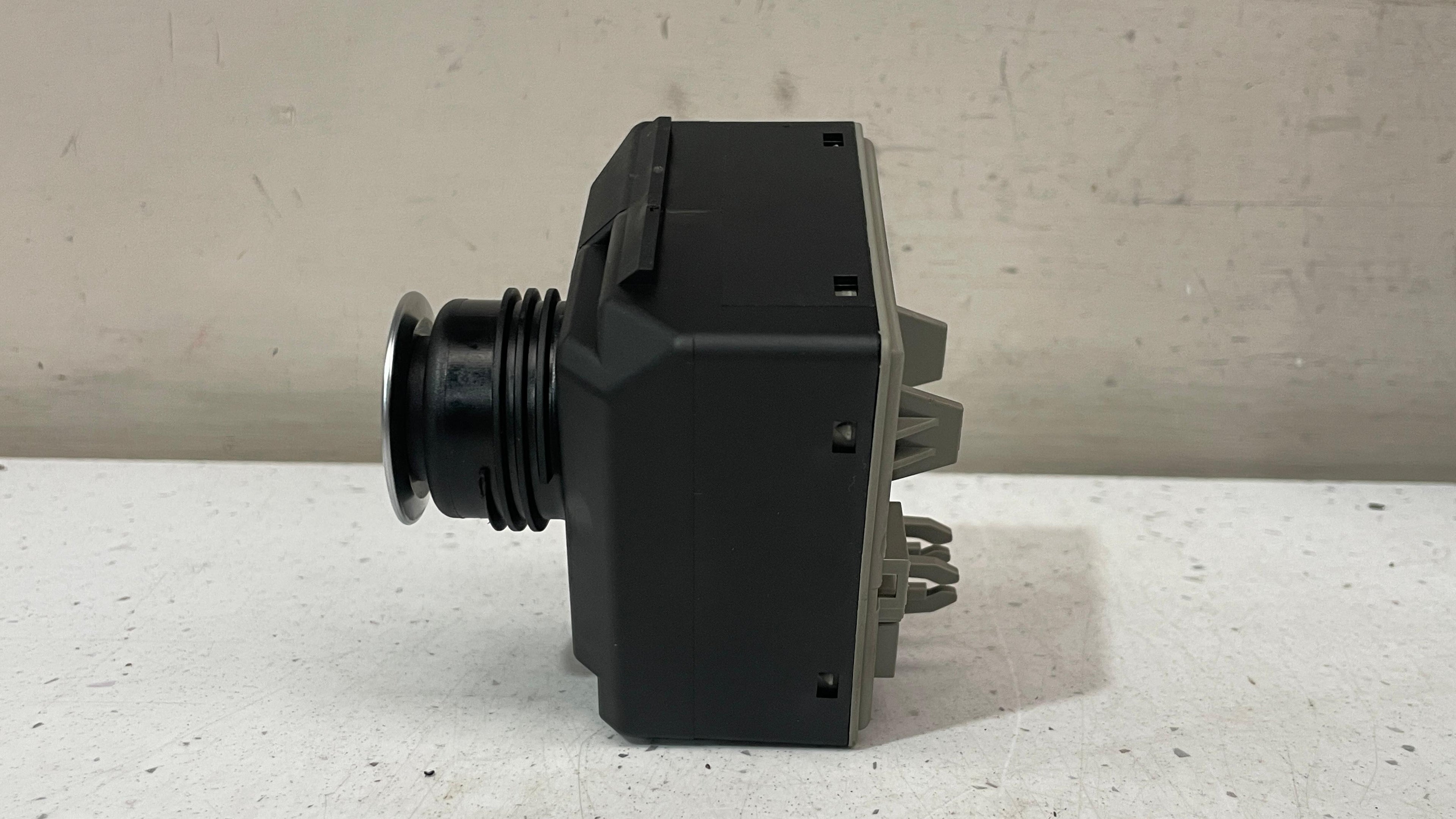 A2129056601 MERCEDES W212 IGNITION KEY SWITCH START MODULE