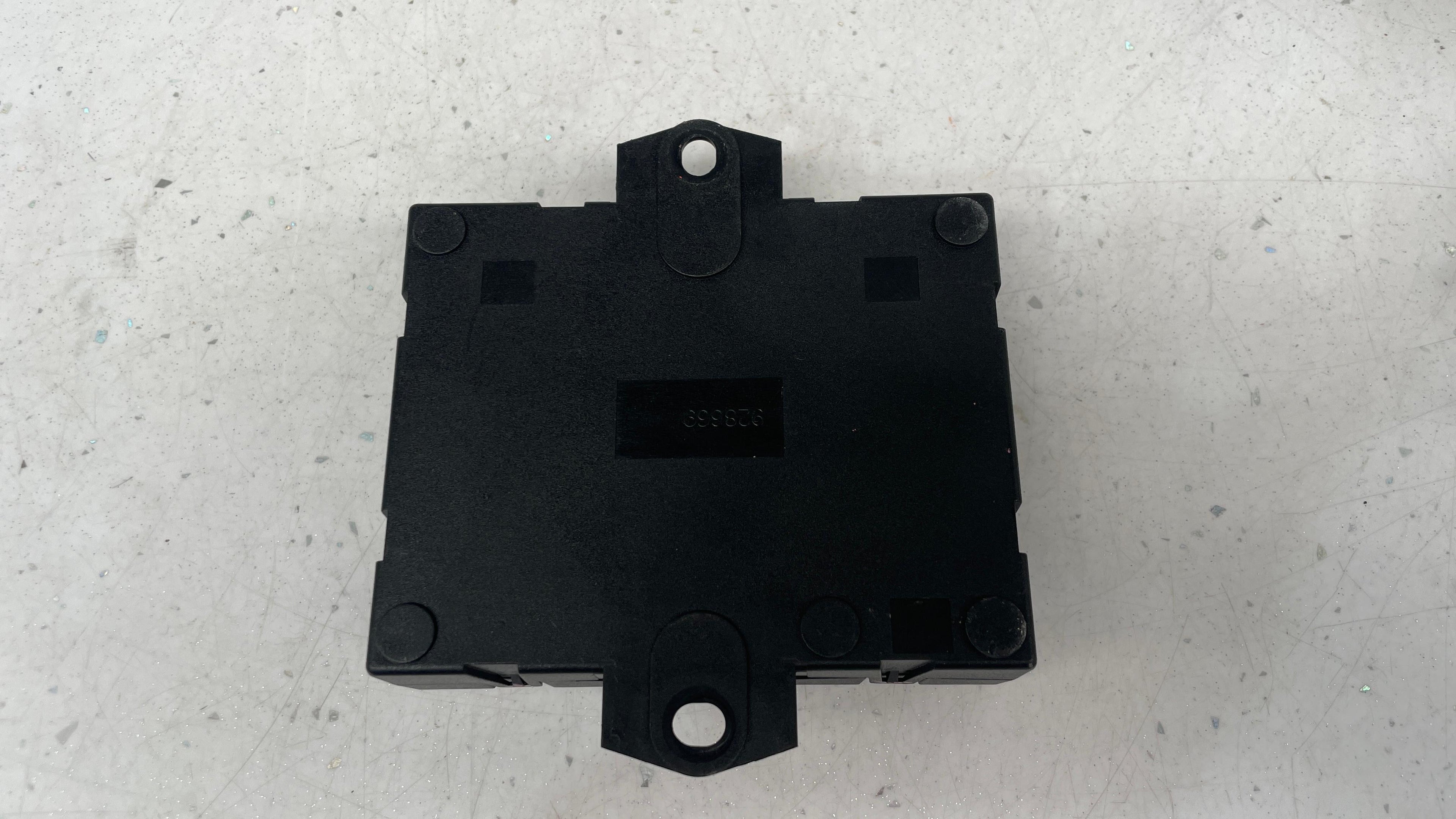 DK52-14B484-AC LAND ROVER BODY CONTROL MODULE UNIT