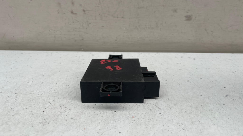 2108203226 MERCEDES ANTI THEFT LOCKING CONTROL MODULE