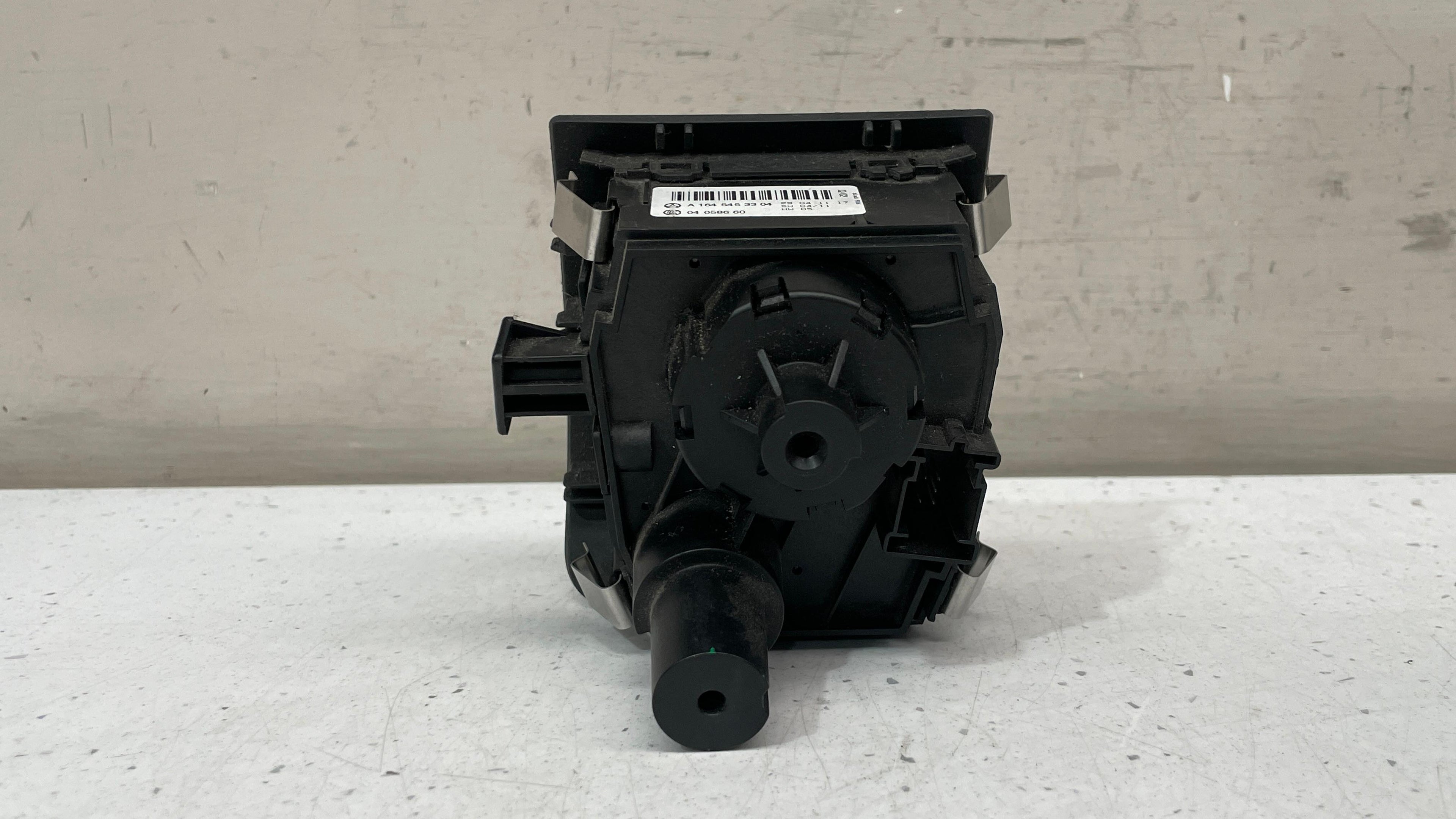 A1645453304 MERCEDES X164 HEADLIGHT LIGHT SWITCH CONTROL