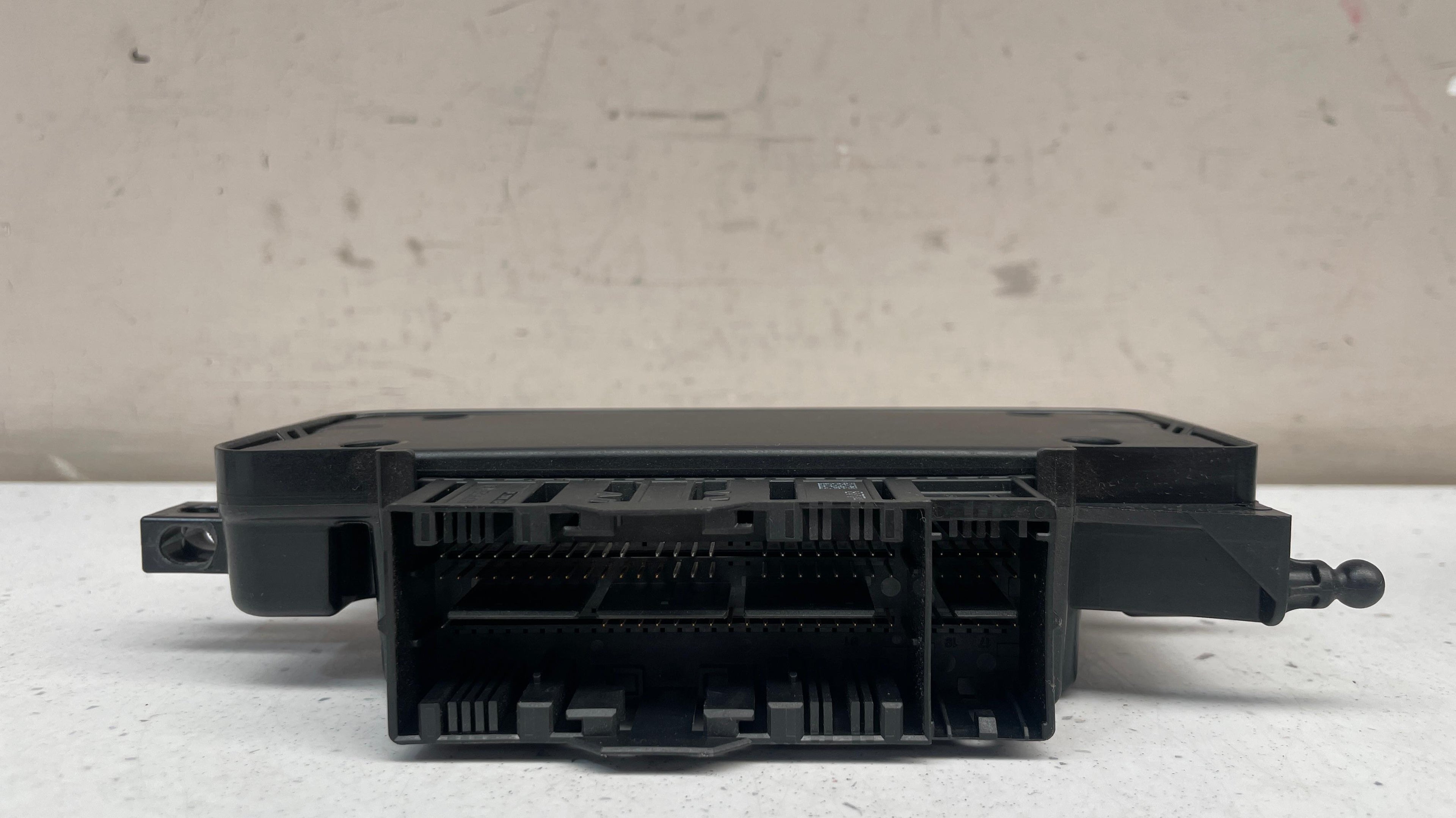 9267214-02 BMW SERIES 1 CRASH CONTROL UNIT