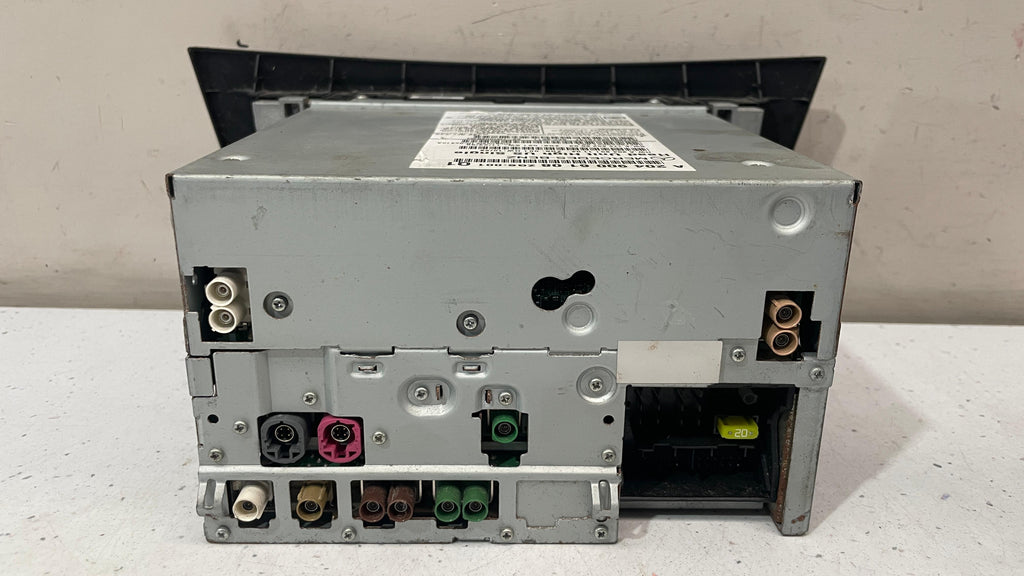 A2049006108 MERCEDES W204 RADIO HEAD UNIT CONTROL