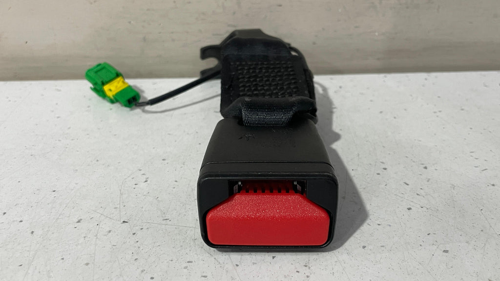 670019306 MASERATI GHIBLI RIGHT REAR SEAT BELT