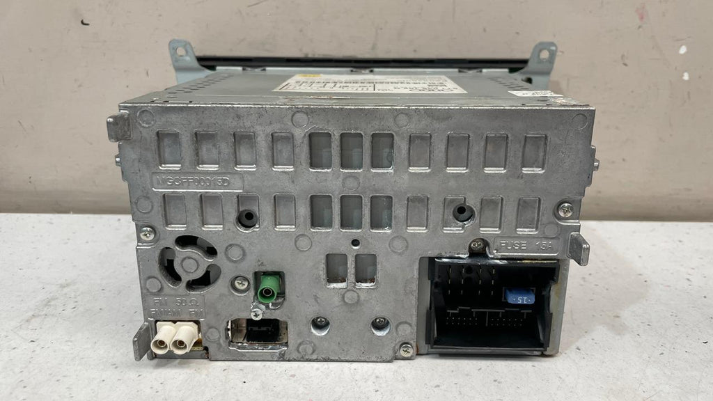 8T1035186R AUDI A4 RADIO RECEIVER CONTROL UNIT