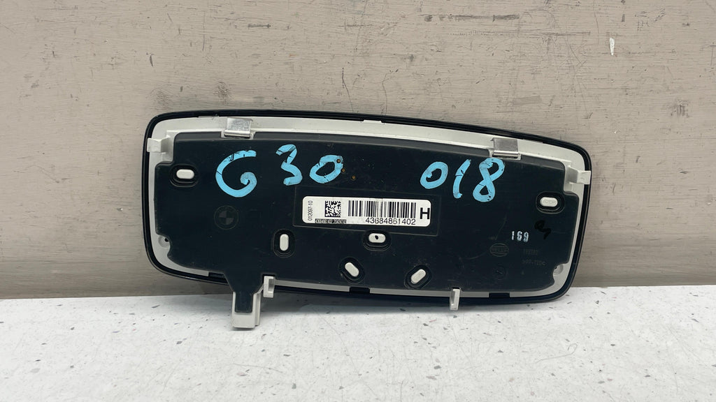 43684861402 BMW G30 SERIES 5 REAR OVERHEAD DOME LIGHT