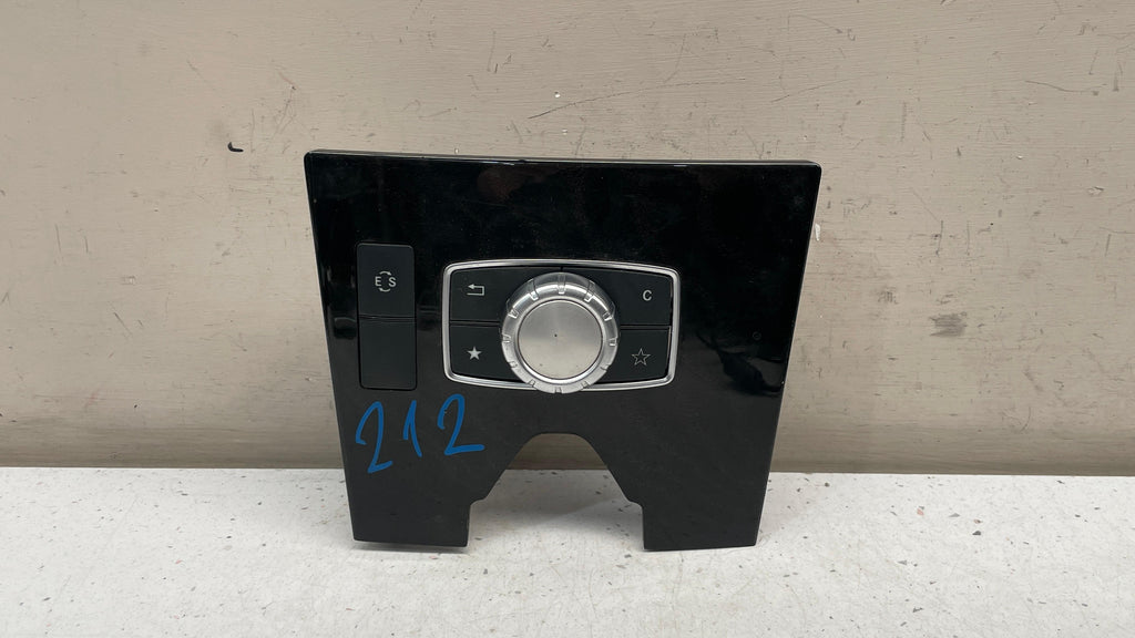 A2129007619 MERCEDES W212 MULTIMEDIA CONTROL SWITCH