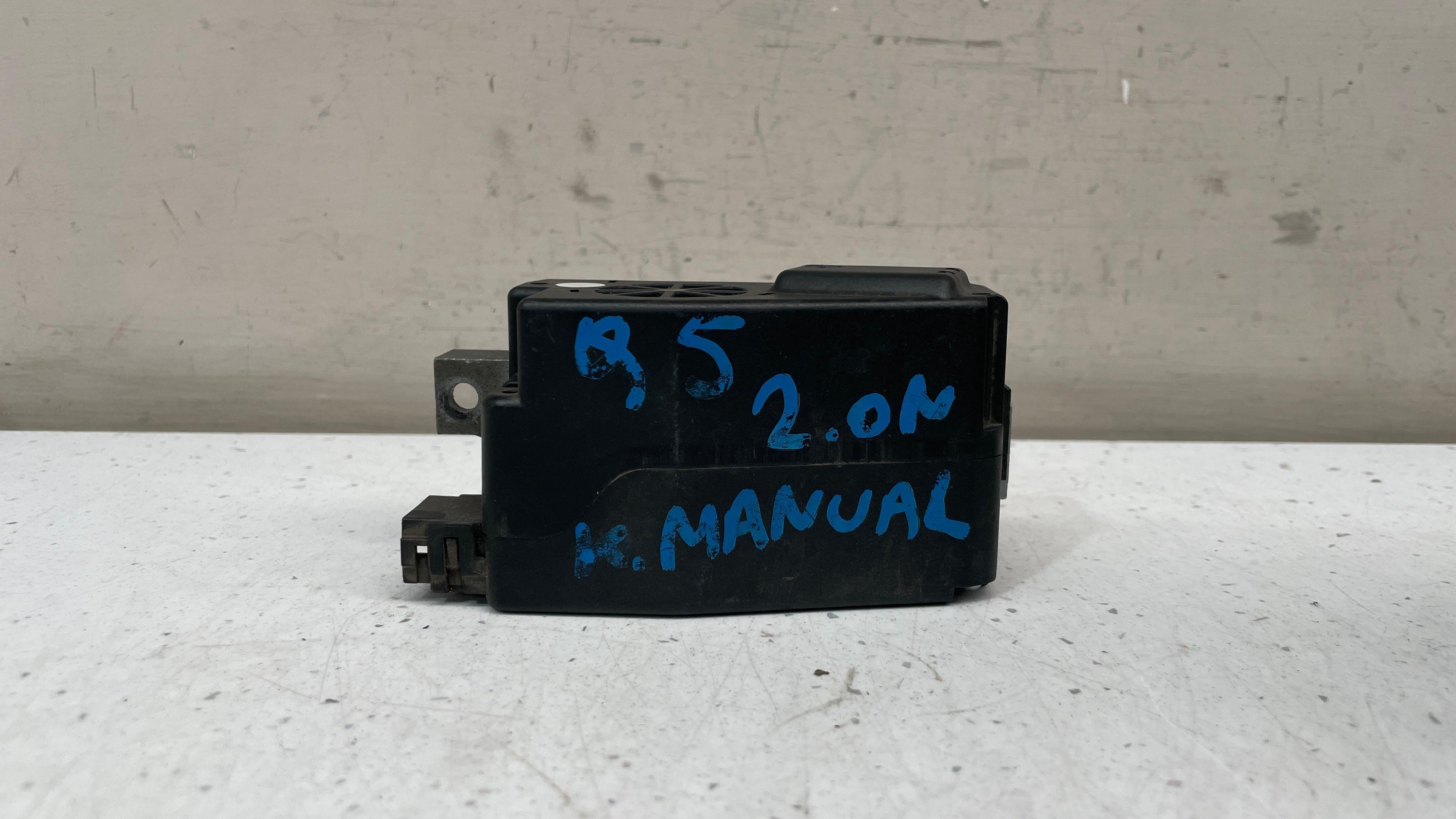 8K0905852D AUDI A5 ELECTRONIC COLUMN LOCK CONTROLLER