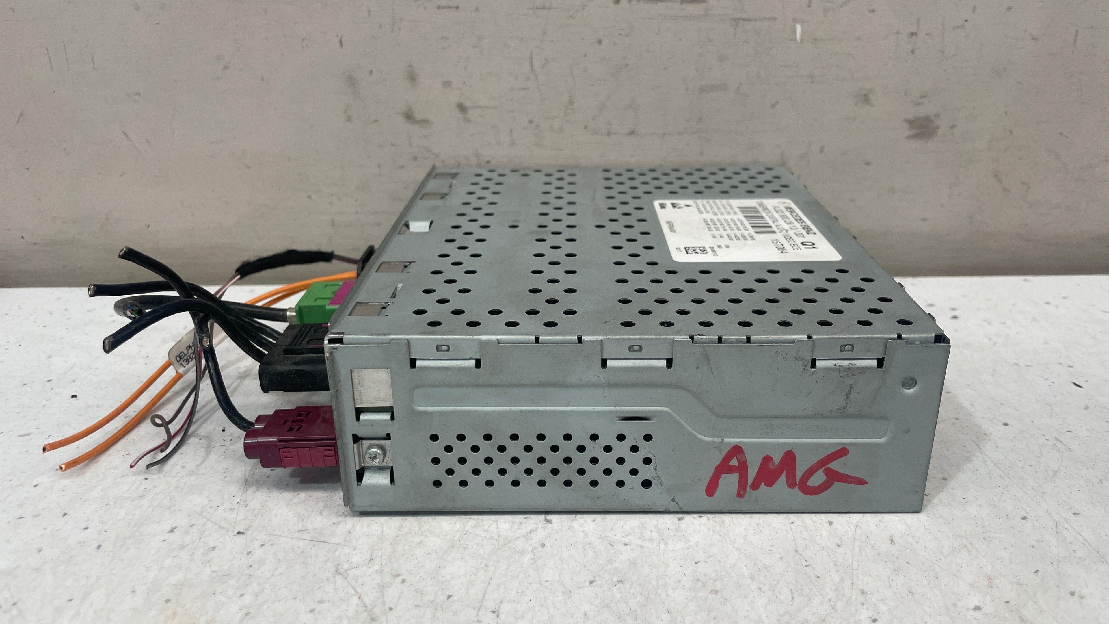 A2229002810 MERCEDES W222 AMG DIGITAL AUDIO TUNERBOX