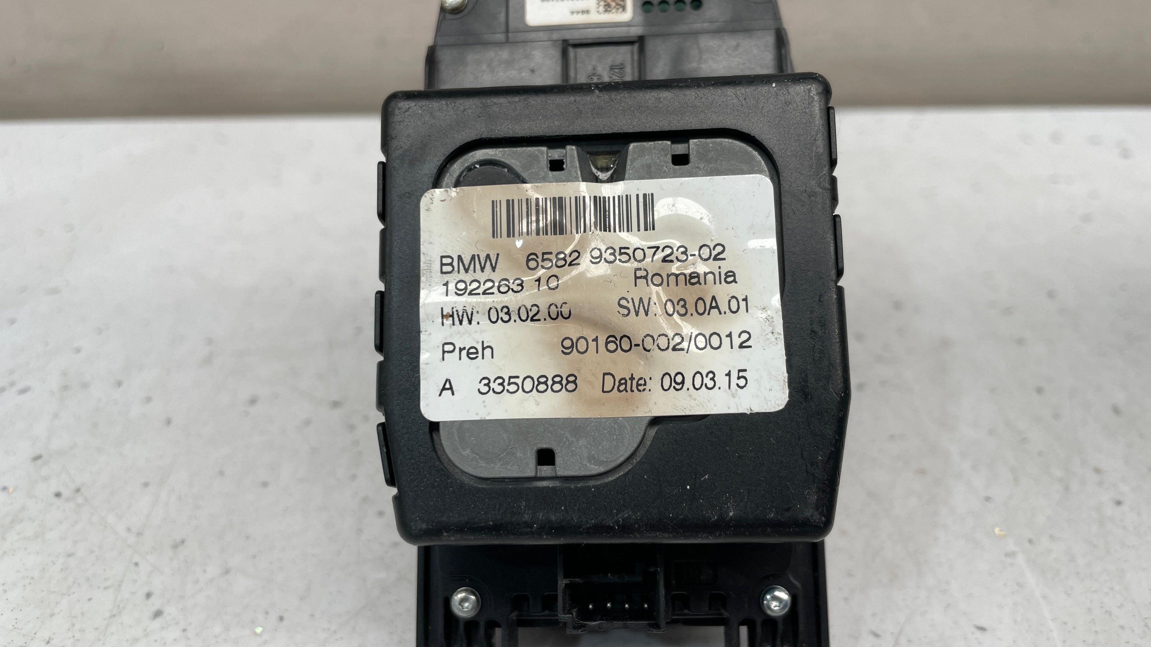 9350723-02 BMW X3  MULTIMEDIA CONTROLLER SWITCH
