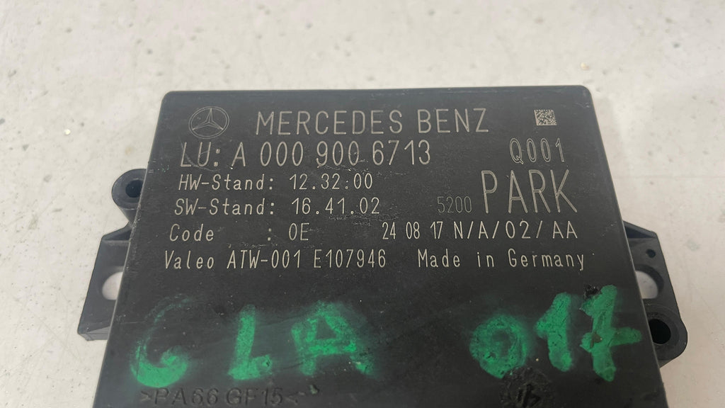 A0009006713  MERCEDES PARKING DISTANCE SENSOR CONTROL UNIT