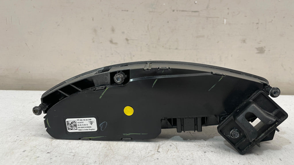 7PP959748AA  PORSCHE CAYENNE SWITCH RIGHT FRONT SEAT ADJUSTMENT