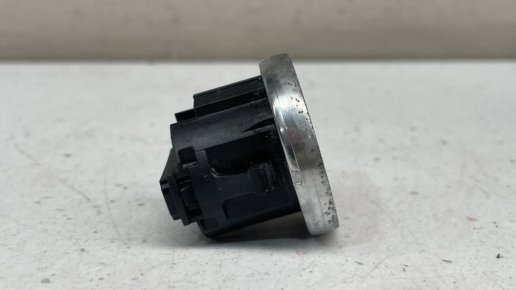 9146356-04 BMW 3 SERIES IGNITION SWITCH ENGINE MOTOR START STOP