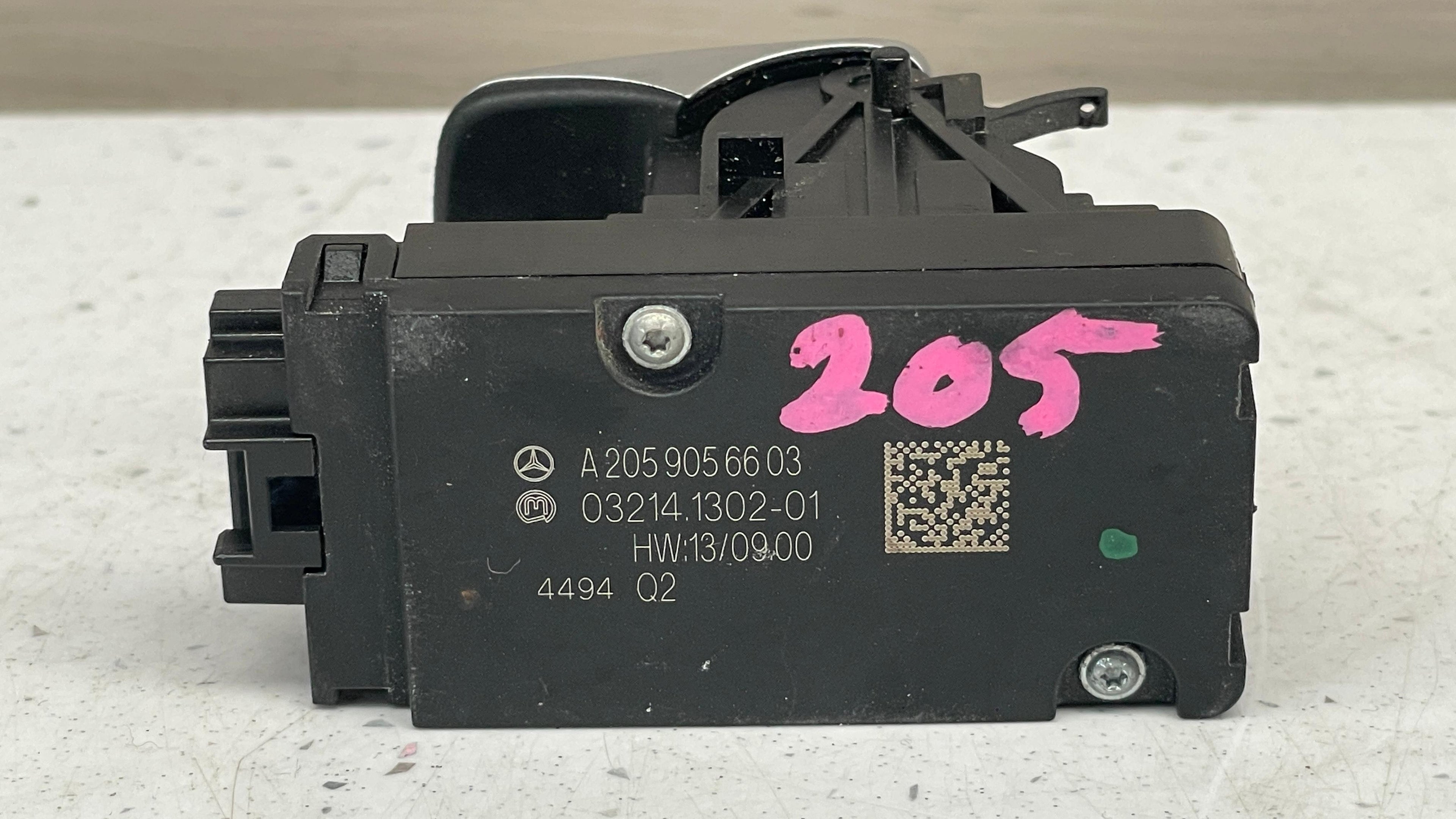 A2059056603 MERCEDES W205 ELECTRONIC PARKING BRAKE SWITCH BUTTON