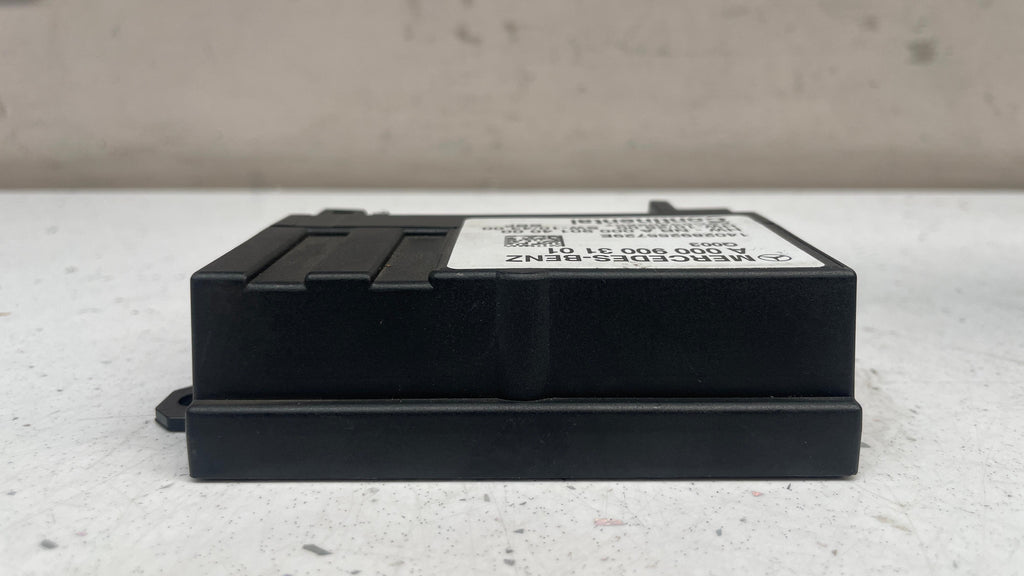 A0009003101 MERCEDES W212 FUEL POMP CONTROL MODULE UNIT