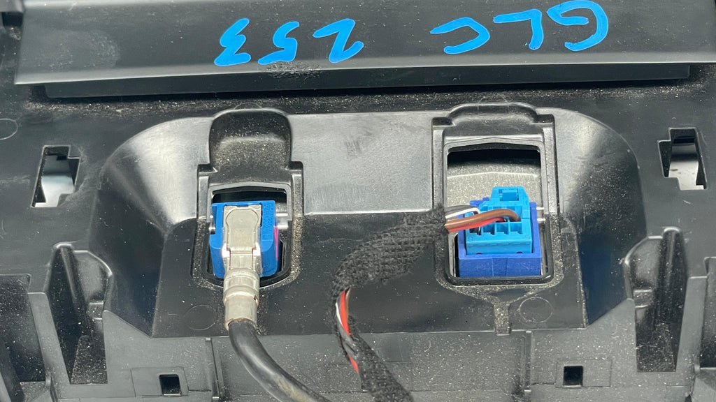 A2059004113 MERCEDES W205 DISPLAY MONITOR SCREEN