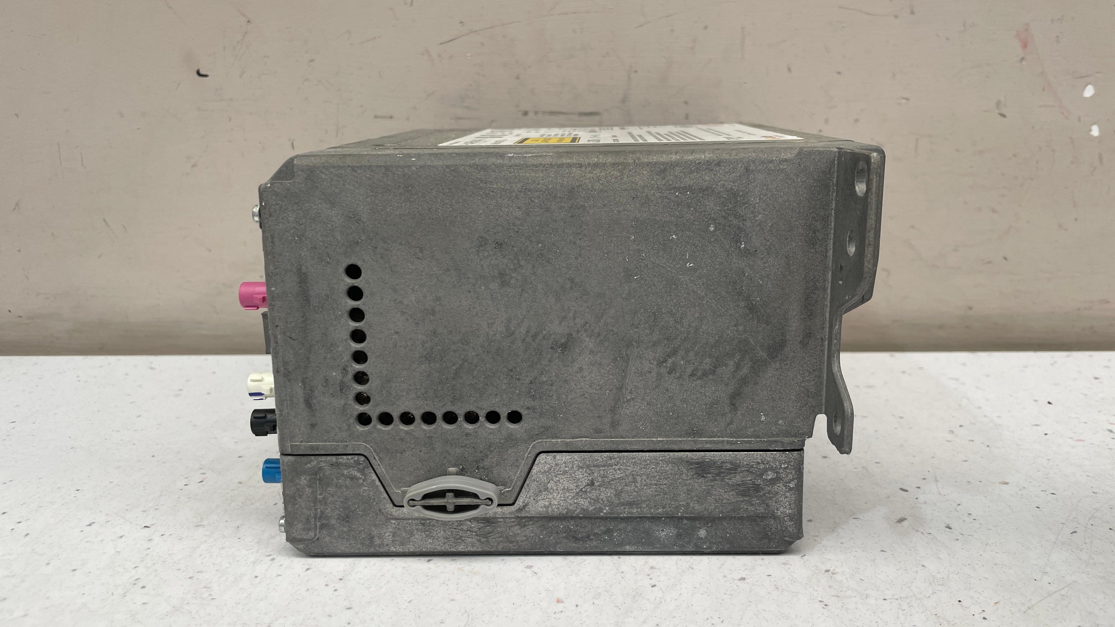 934782401 BMW 7 SERIES RADIO CD PLAYER HEAD UNIT