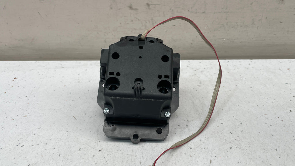 A2048709558  MERCEDES W204 MULTIMEDIA CONTROLLER SWITCH