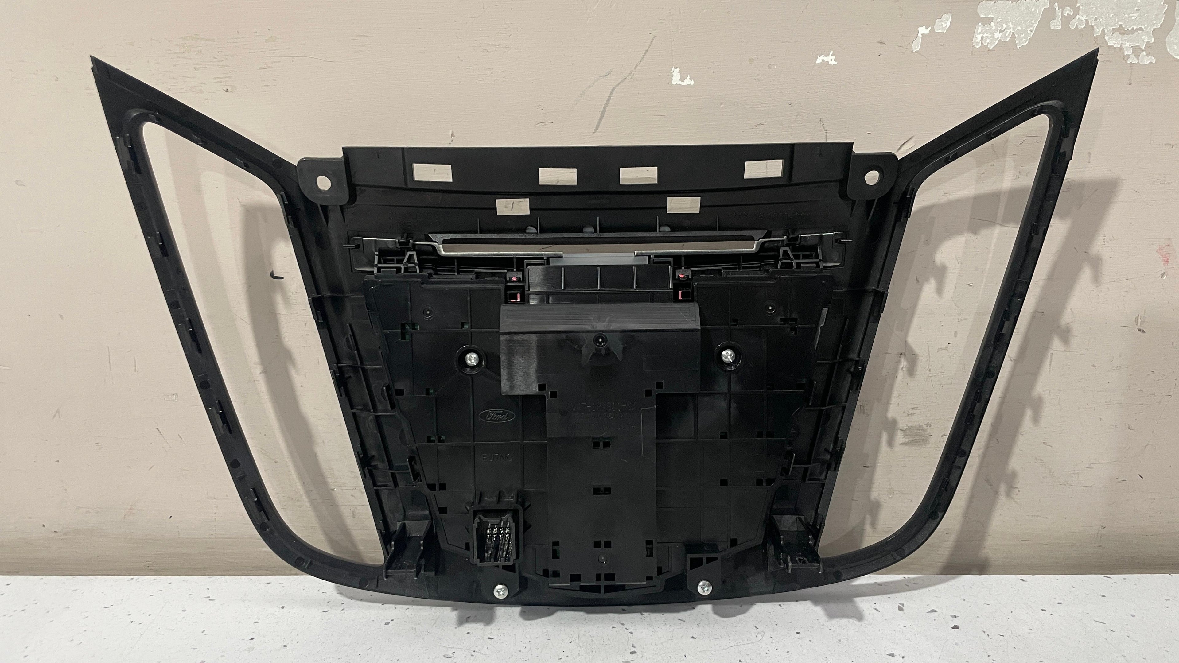 CV4T-18K811-SA FORD KUGA CENTRAL CONTROL RADIO PANEL