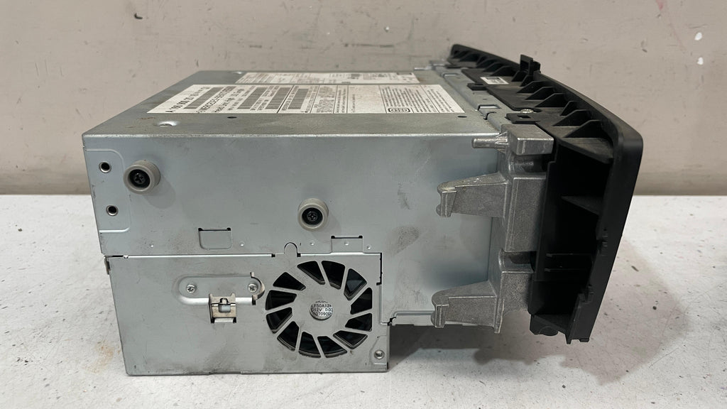A1669002018 MERCEDES W166 NAVIGATION HEAD UNIT CONTROLLER
