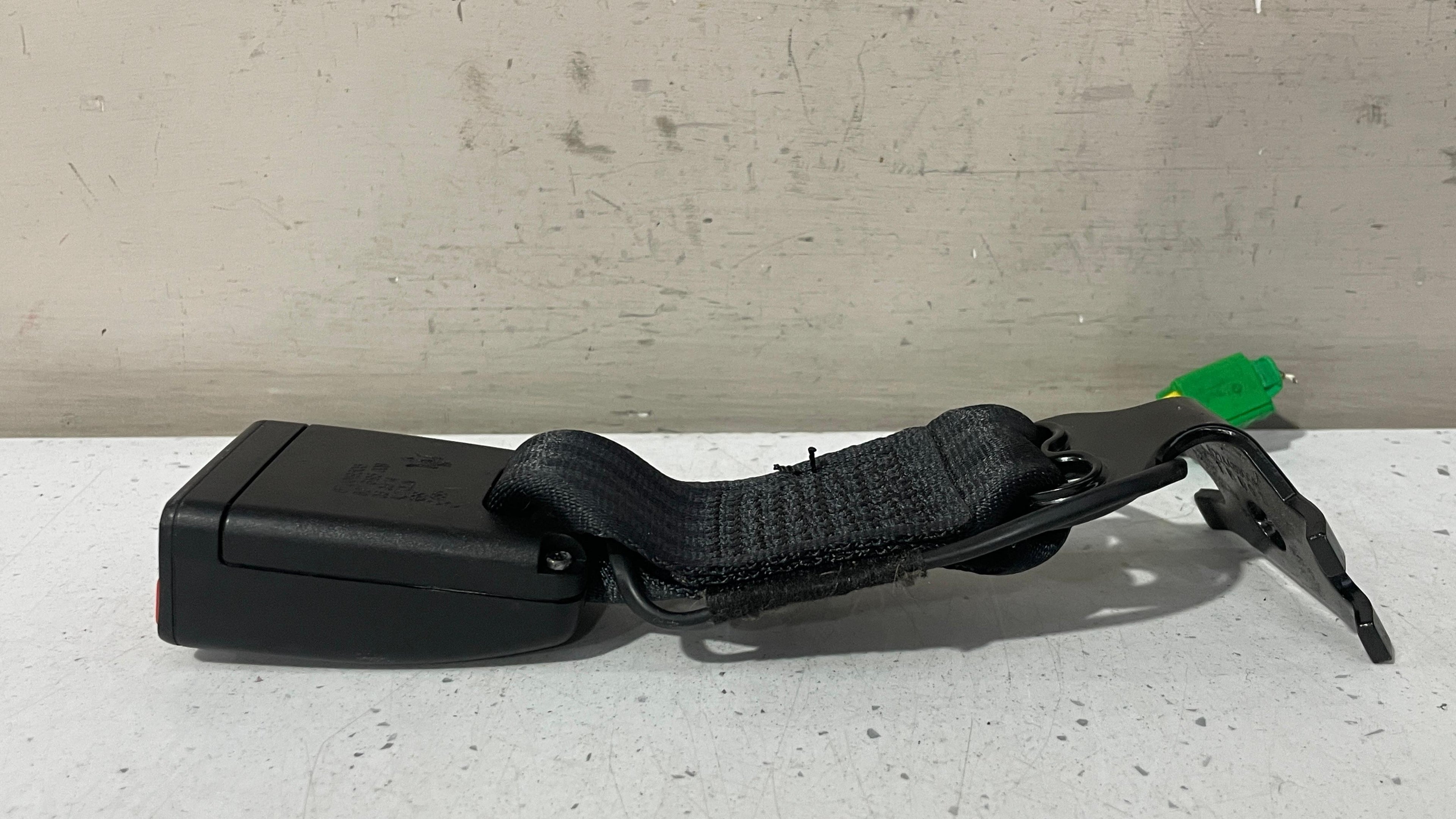 670019306 MASERATI GHIBLI RIGHT REAR SEAT BELT