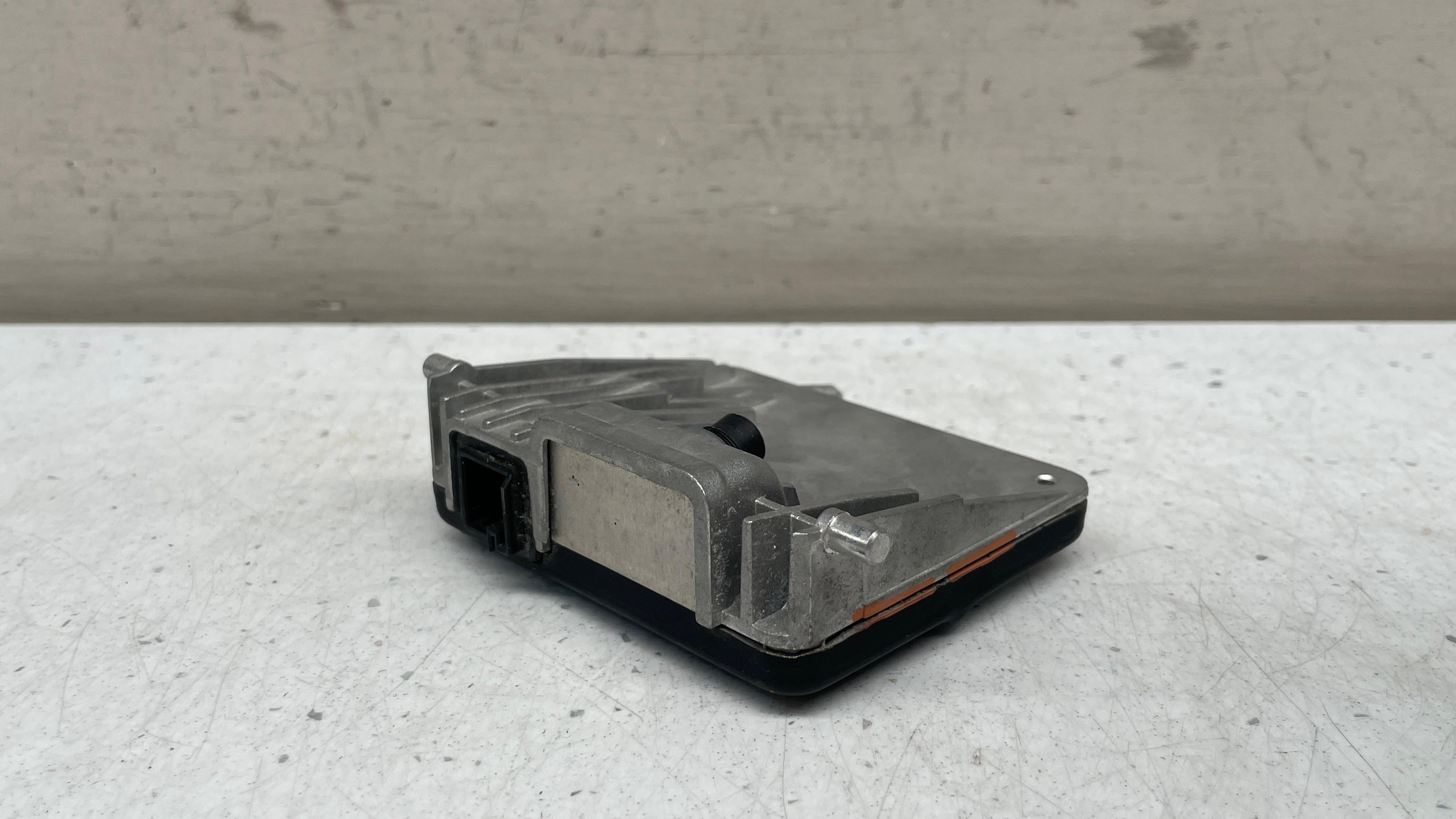 A2479006704  MERCEDES W205 FRONT WINDSCREEN CAMERA CONTROL UNIT